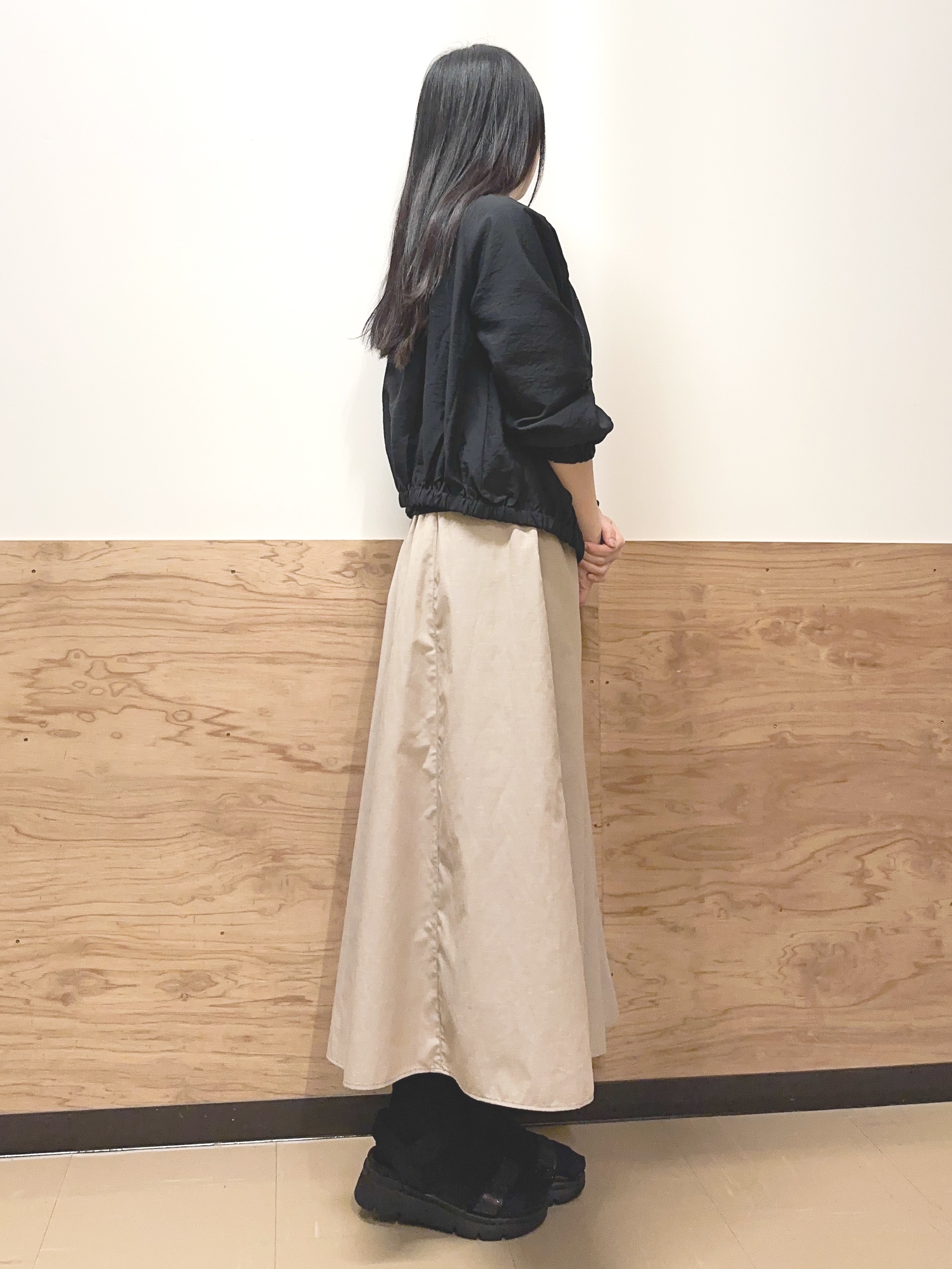 すーさんの「grove｜気温調整にも◎ブラウス感覚で羽織れるシアーブルゾン」を使ったコーディネート