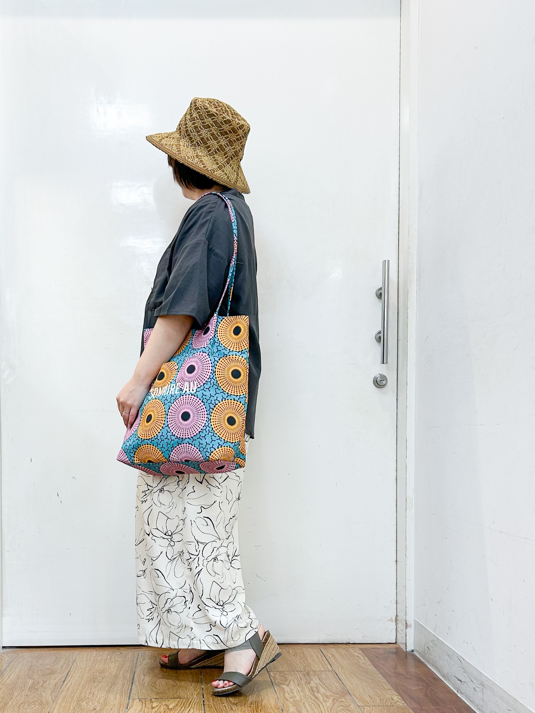 haruさんの「SHOO･LA･RUE｜【洗濯機可/S-LL】大人の抜け感 ゆるっと5分袖シャツ」を使ったコーディネート