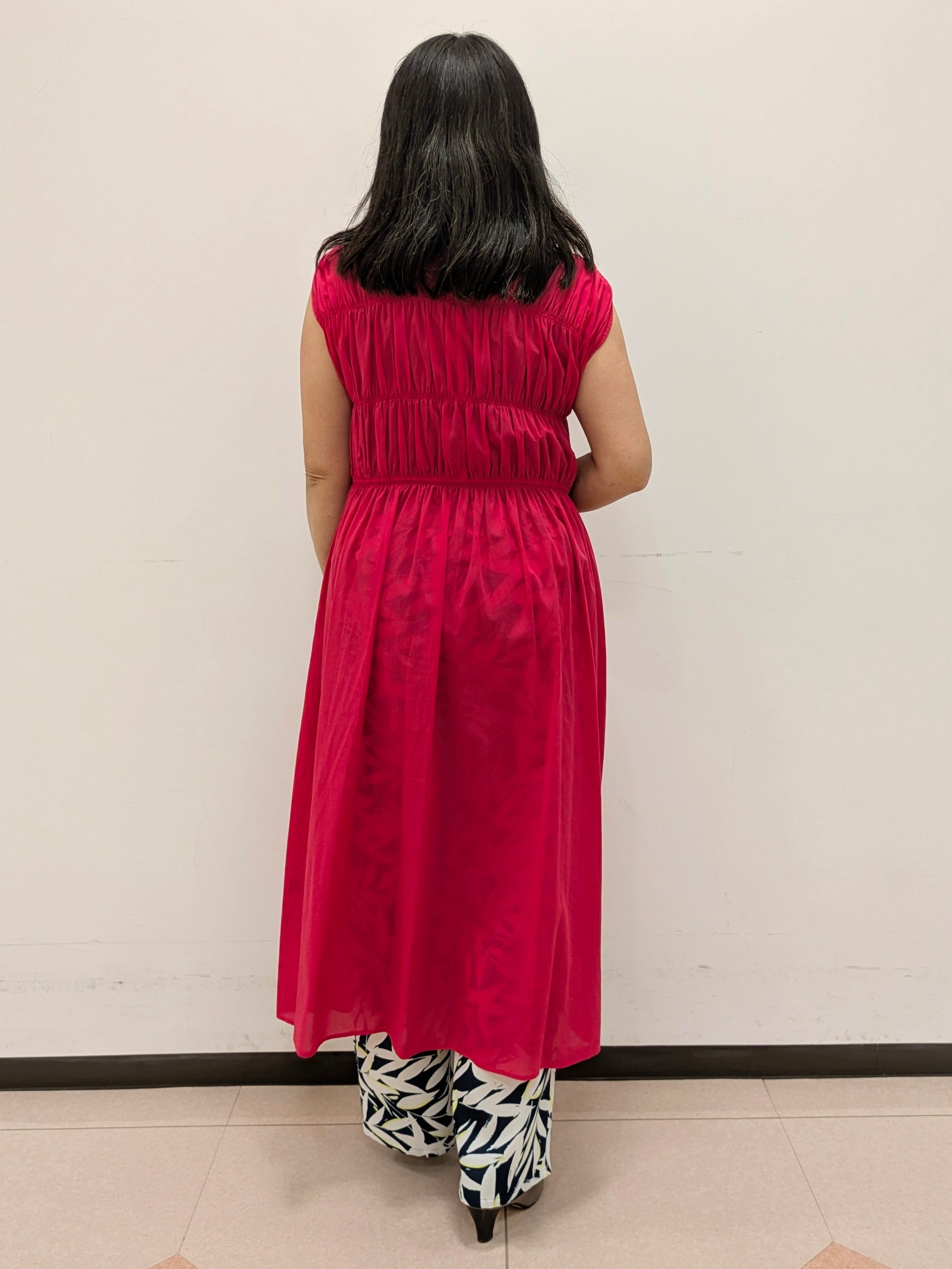 ともさんの「UNTITLED｜【アンサンブル可/日除け・冷房対策】シアーレーヨンZIPカーディガン」を使ったコーディネート