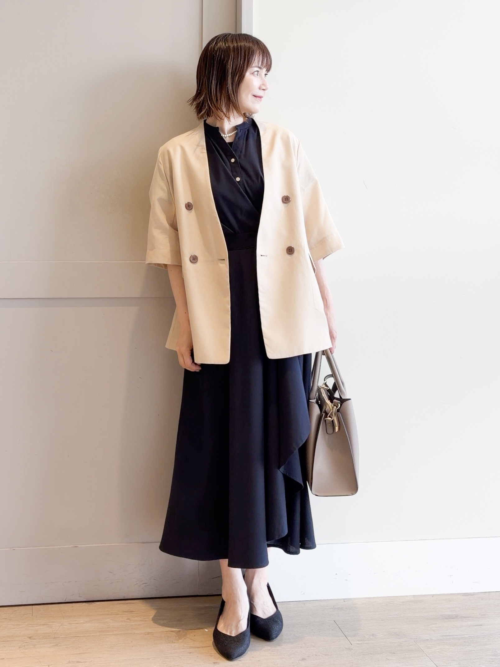 yamakoさんの「grove｜【洗濯機OK/ひんやり】軽く羽織れるハーフスリーブジャケット」を使ったコーディネート