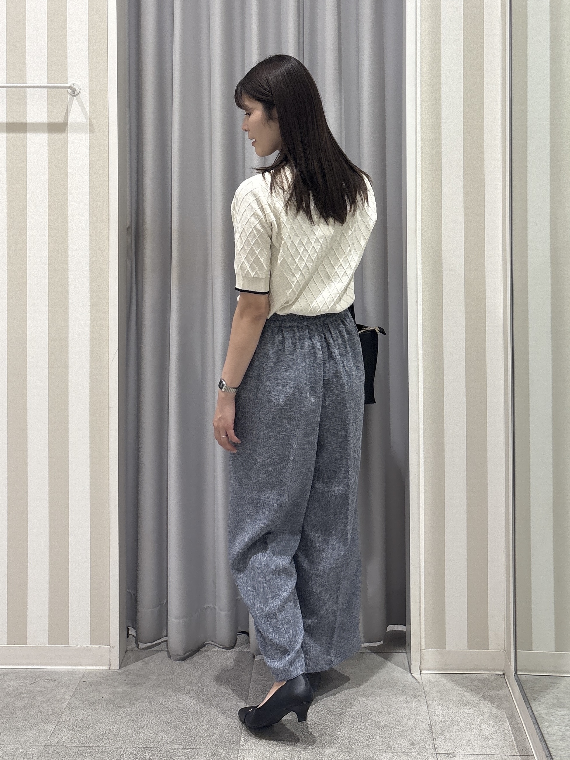 Rikaさんの「SHOO･LA･RUE｜【洗濯機可/S-LL】大人上品なダイヤ編み柄 配色半袖ニット」を使ったコーディネート