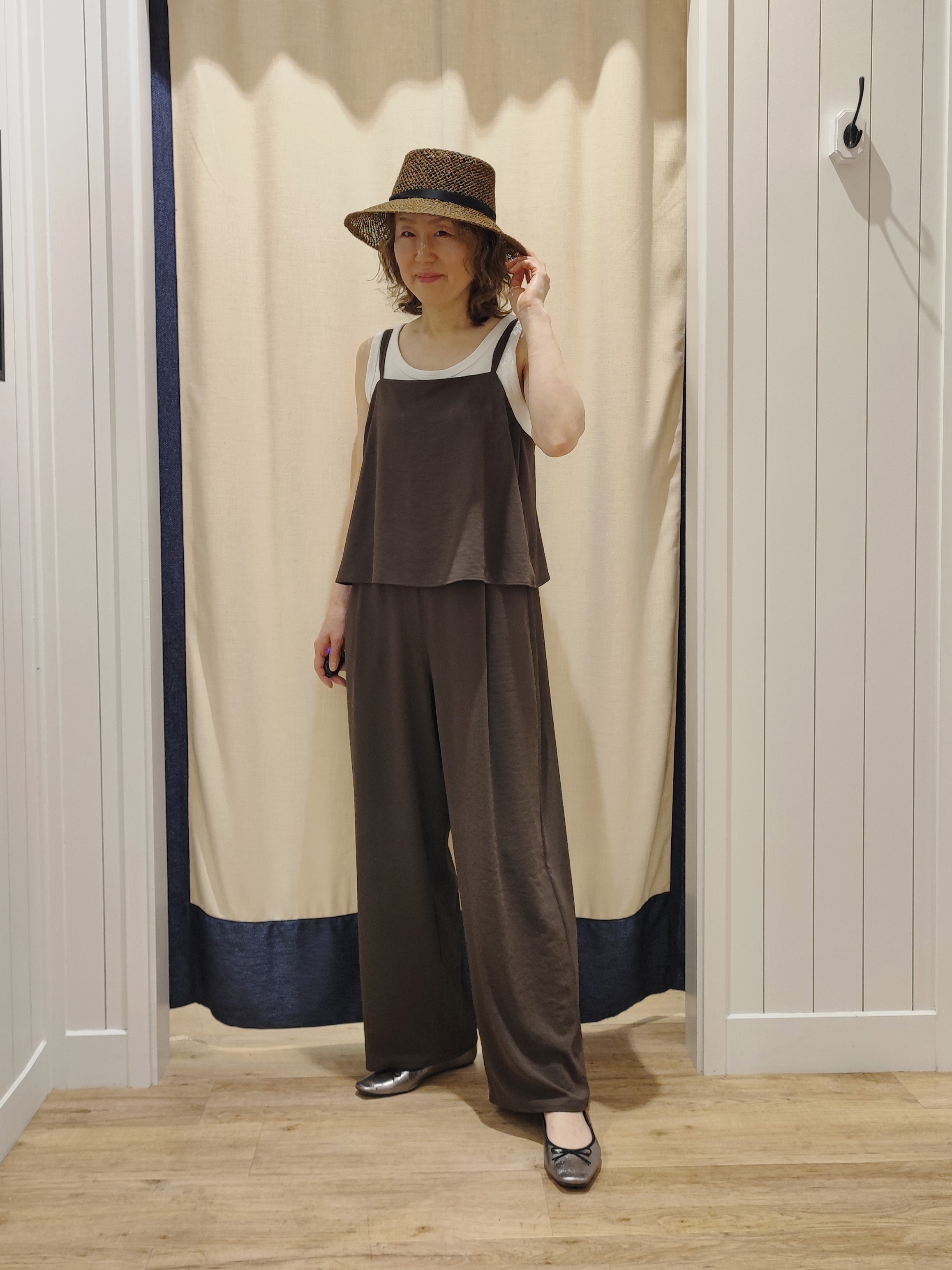 toyaさんの「Dessin｜【吸汗速乾/洗える】リラクシーキャミサロペット」を使ったコーディネート