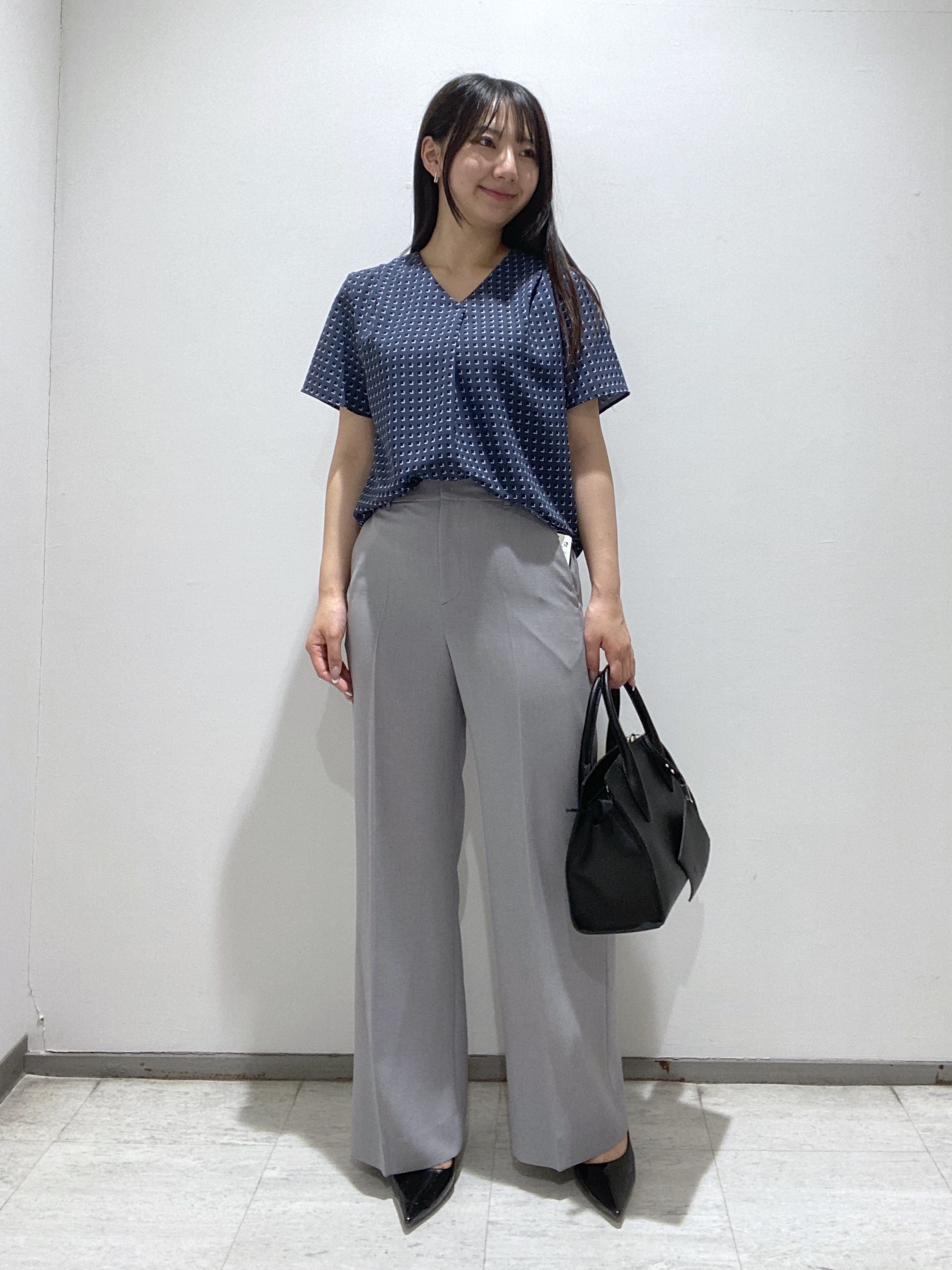 meiさんの「INDIVI｜【洗える／UVケア／SETUP可能】ウール調ワイドパンツ」を使ったコーディネート