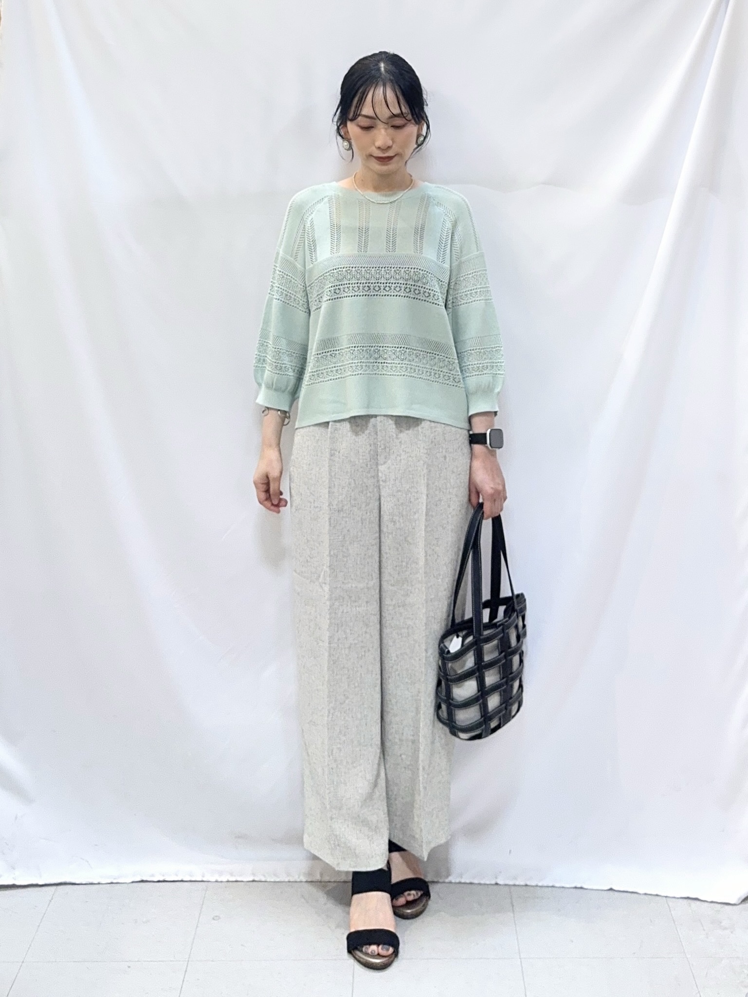 𝐇𝐢𝐫𝐨𝐦𝐢さんの「SHOO･LA･RUE｜【洗濯機可/S-LL】カップ付き Wストラップ テレコキャミソール」を使ったコーディネート
