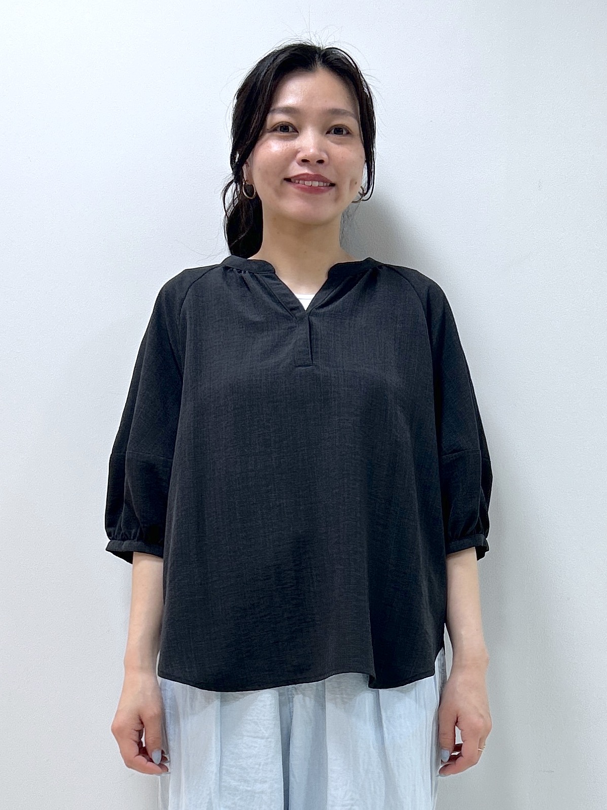 Kaiさんの「Dessin｜【洗える】スキッパーライトブラウス」を使ったコーディネート