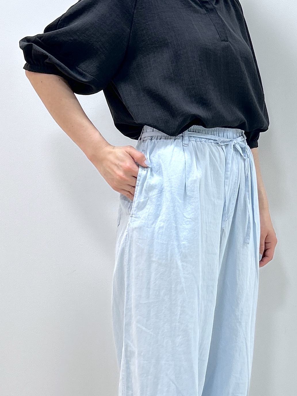Kaiさんの「Dessin｜【洗える】スキッパーライトブラウス」を使ったコーディネート