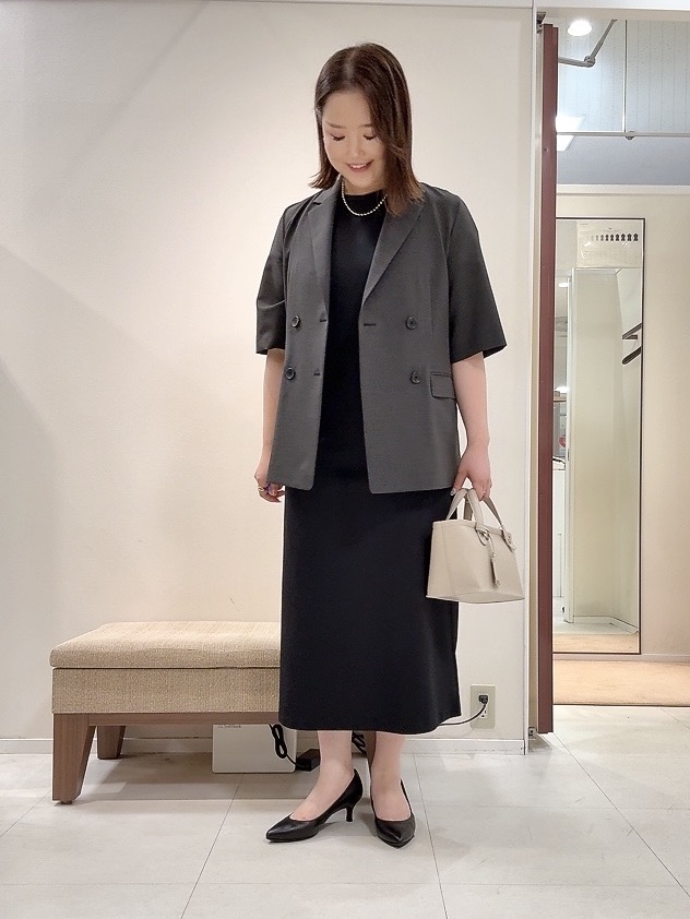 YUIさんの「UNTITLED｜【シワになりにくい/セットアップ可/接触冷感】ハーフスリーブジャケット」を使ったコーディネート