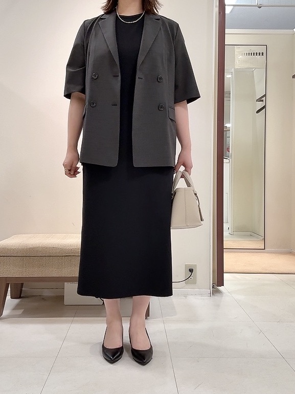YUIさんの「UNTITLED｜【シワになりにくい/セットアップ可/接触冷感】ハーフスリーブジャケット」を使ったコーディネート