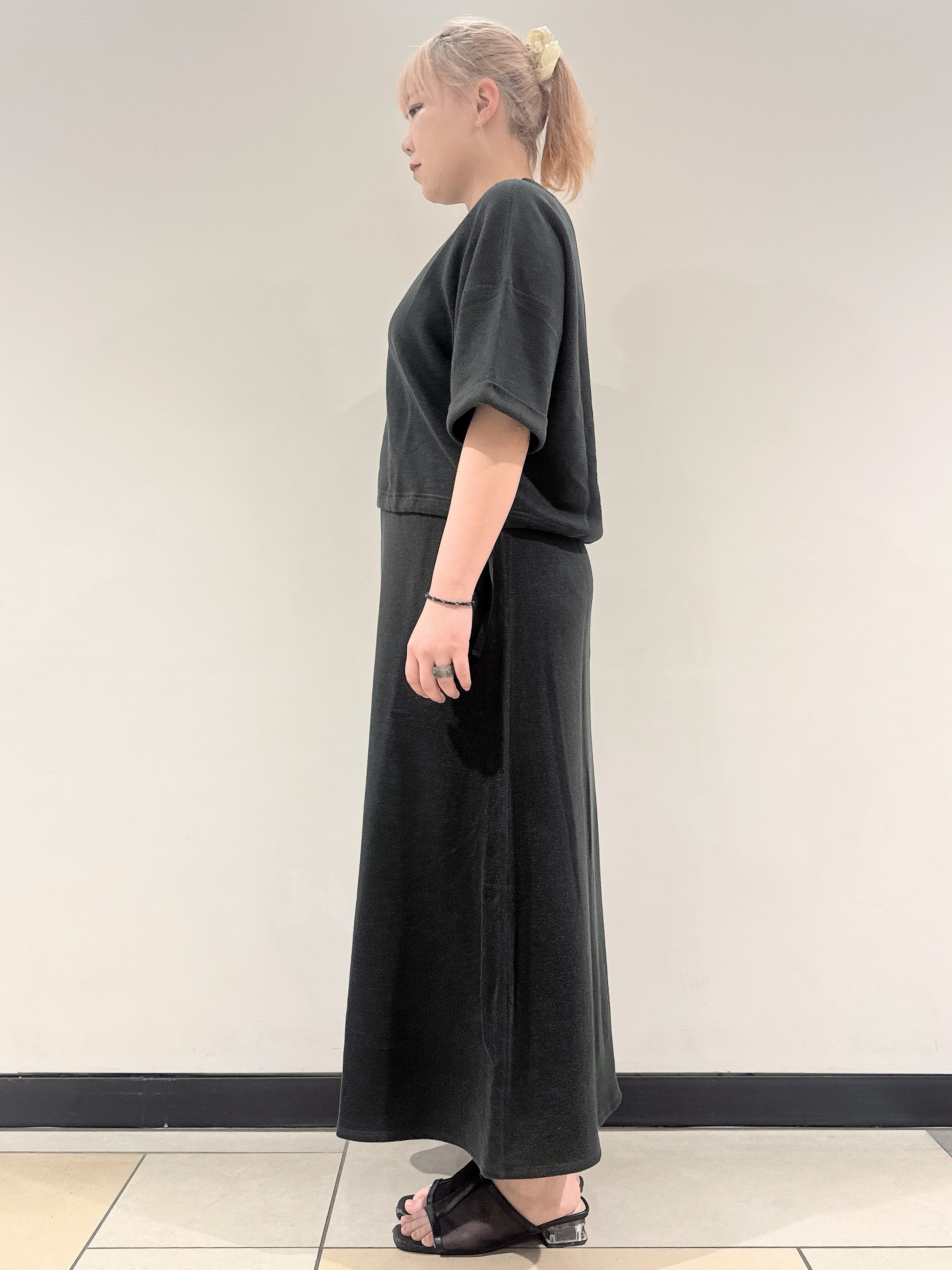 なかもとあきさんの「DRESSTERIOR｜【ウォッシャブル/セットアップ可】ウォッシャブルリネンウラケスカート」を使ったコーディネート