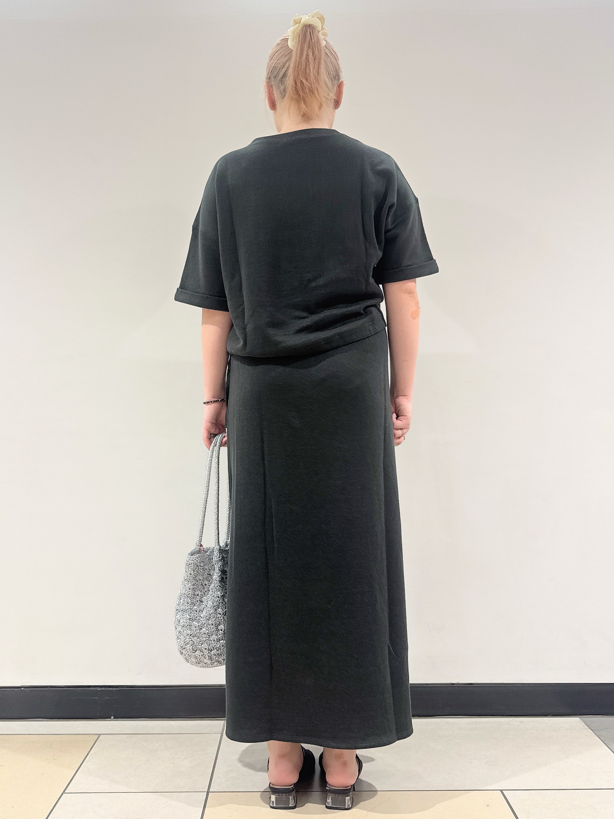 なかもとあきさんの「DRESSTERIOR｜【ウォッシャブル/セットアップ可】ウォッシャブルリネンウラケスカート」を使ったコーディネート