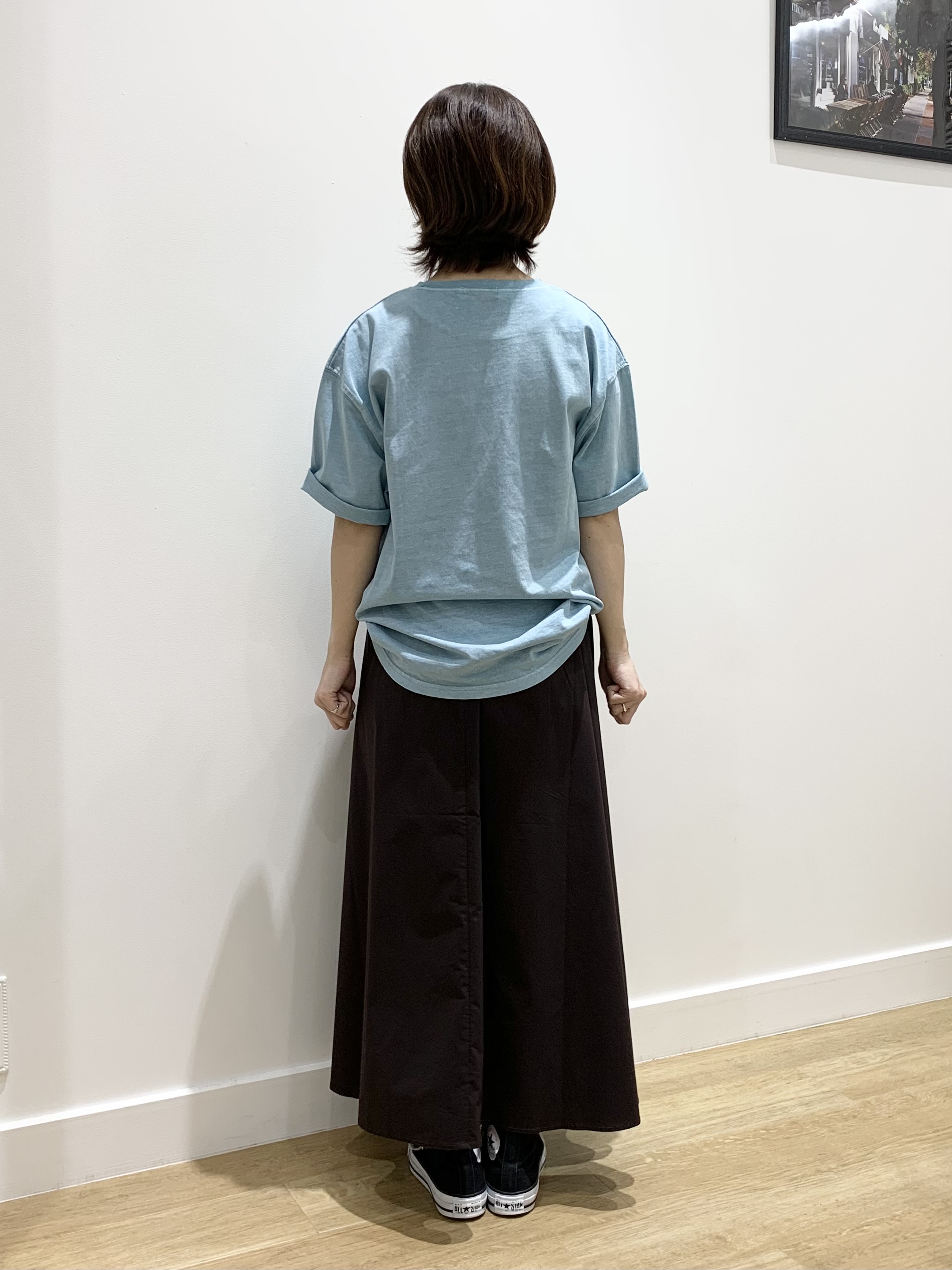 IMARIさんの「Dessin｜【ユニセックス/洗える】ピグメントロゴTシャツ」を使ったコーディネート