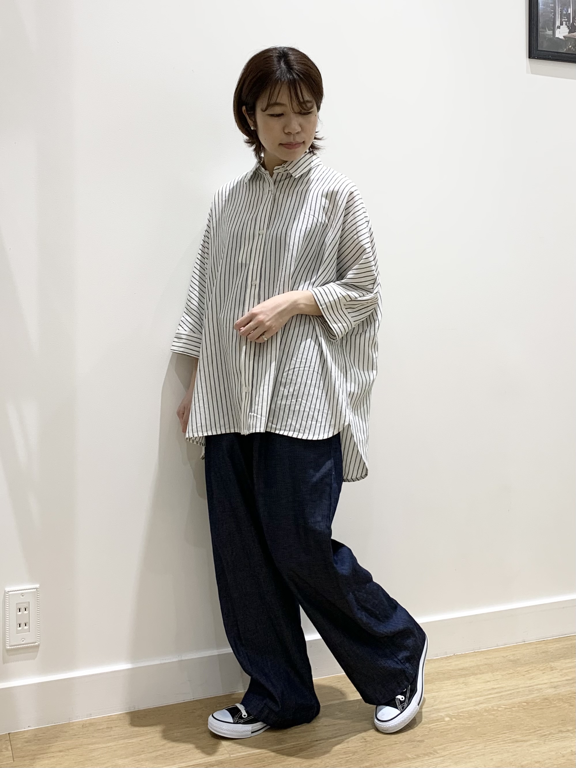 IMARIさんの「Dessin｜【セットアップ可/洗える】リネンブレンドドルマンシャツ」を使ったコーディネート