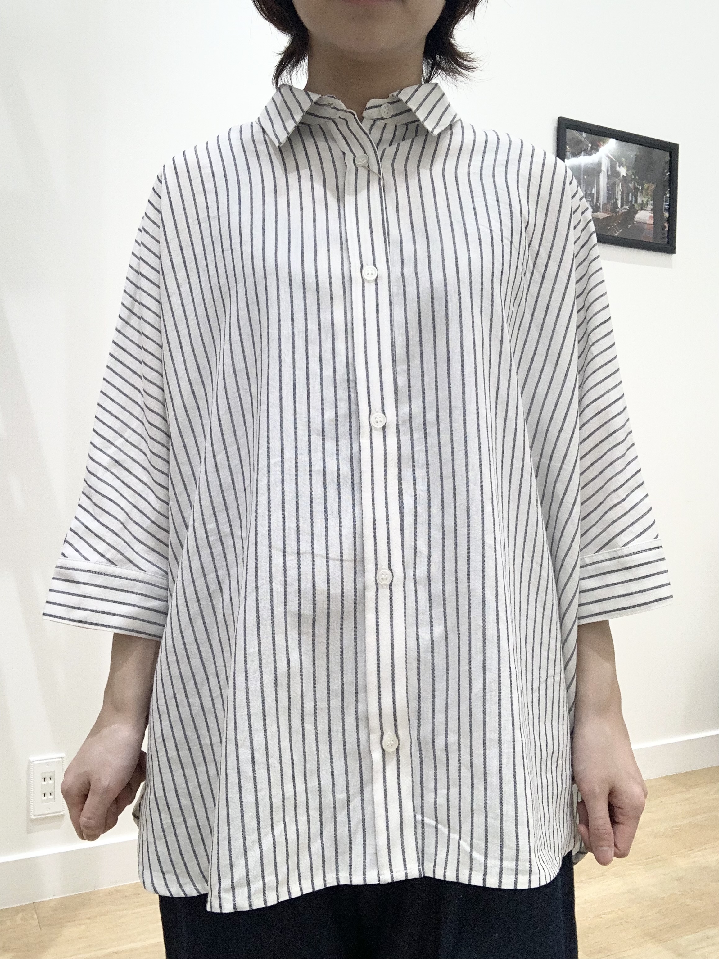 IMARIさんの「Dessin｜【セットアップ可/洗える】リネンブレンドドルマンシャツ」を使ったコーディネート