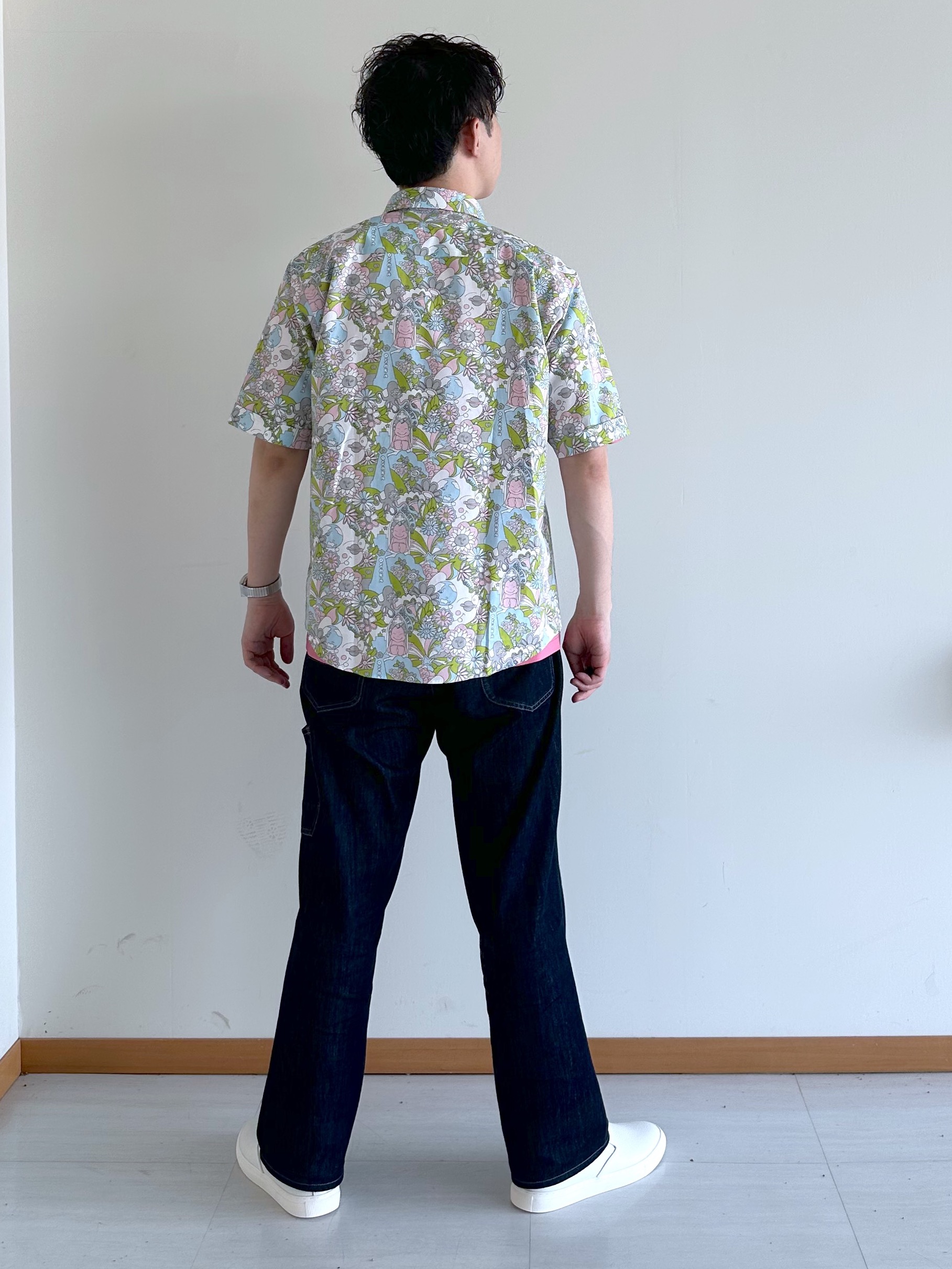 イッシーさんの「TAKEO KIKUCHI｜【BOWLER HAT LABEL】ビリケンさんプリント 半袖シャツ」を使ったコーディネート
