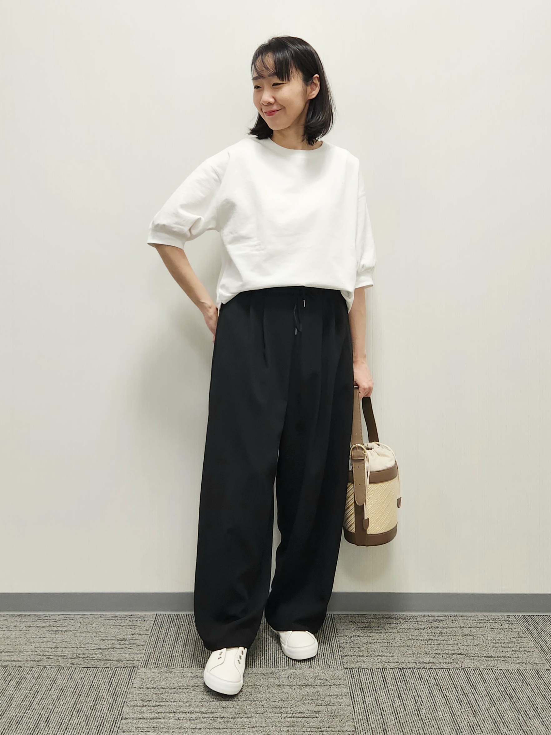 naraさんの「Dessin｜【360度可愛い】バックヘンリーカットソー5分袖」を使ったコーディネート