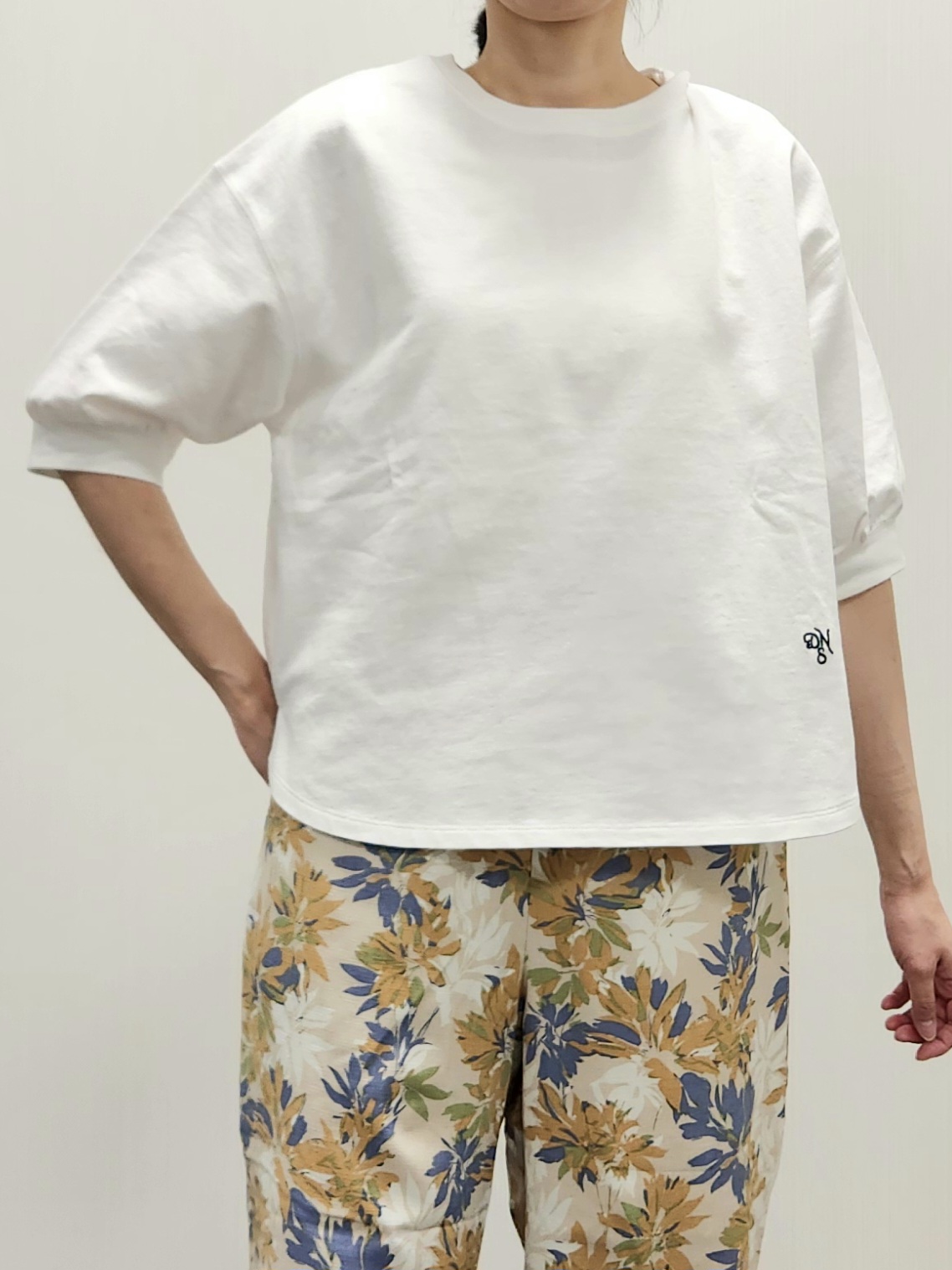 naraさんの「Dessin｜【360度可愛い】バックヘンリーカットソー5分袖」を使ったコーディネート