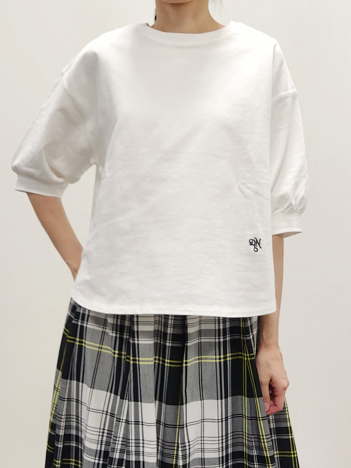naraさんの「Dessin｜【360度可愛い】バックヘンリーカットソー5分袖」を使ったコーディネート