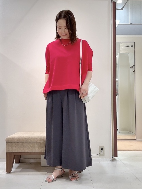 YUIさんの「UNTITLED｜【アンサンブル可/洗える】シアーレーヨンニット」を使ったコーディネート