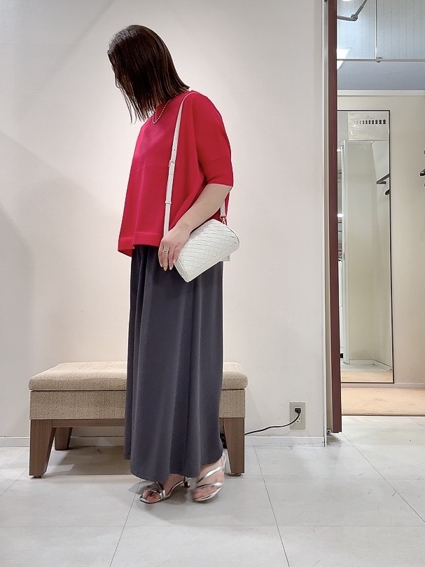 YUIさんの「UNTITLED｜【アンサンブル可/洗える】シアーレーヨンニット」を使ったコーディネート