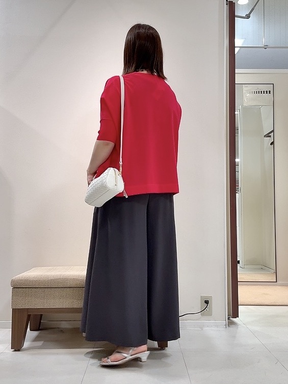 YUIさんの「UNTITLED｜【アンサンブル可/洗える】シアーレーヨンニット」を使ったコーディネート
