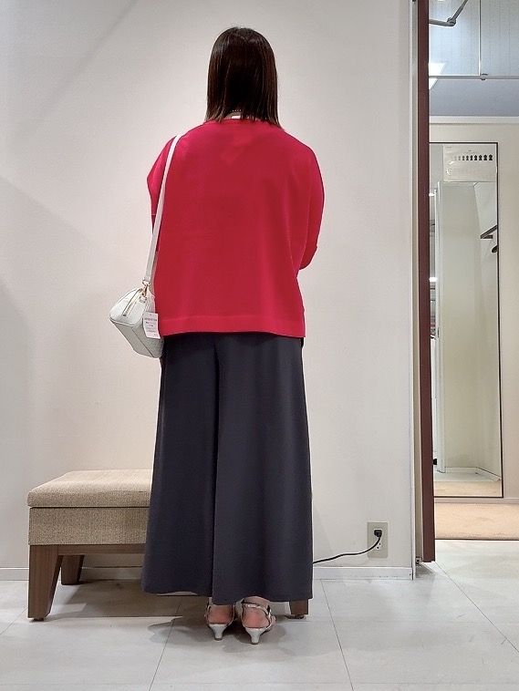 YUIさんの「UNTITLED｜【アンサンブル可/洗える】シアーレーヨンニット」を使ったコーディネート