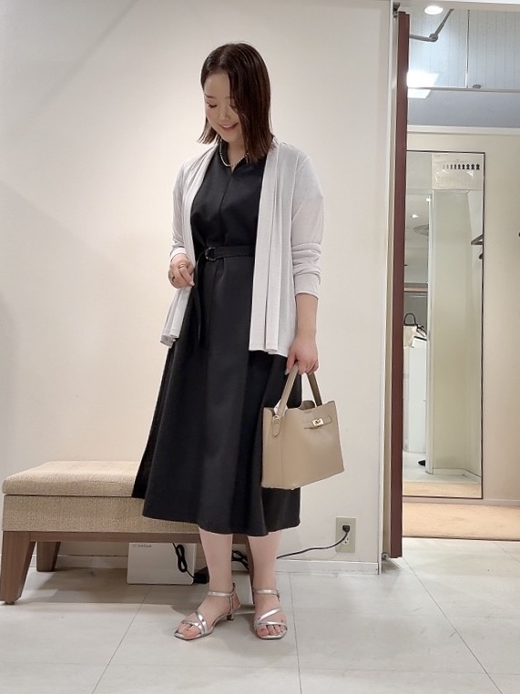 YUIさんの「UNTITLED｜【接触冷感/UVカット/遮熱機能】フライスジャージカーディガン」を使ったコーディネート