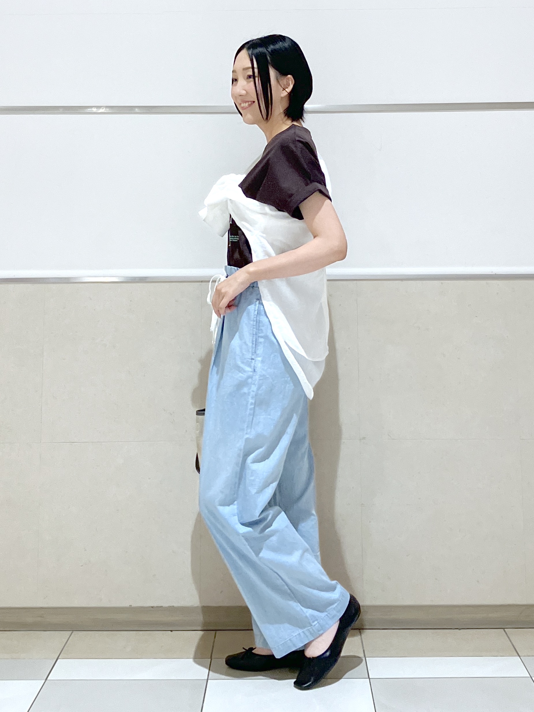 eriko さんの「Dessin｜【洗える】美光沢カットソーロゴTシャツ」を使ったコーディネート
