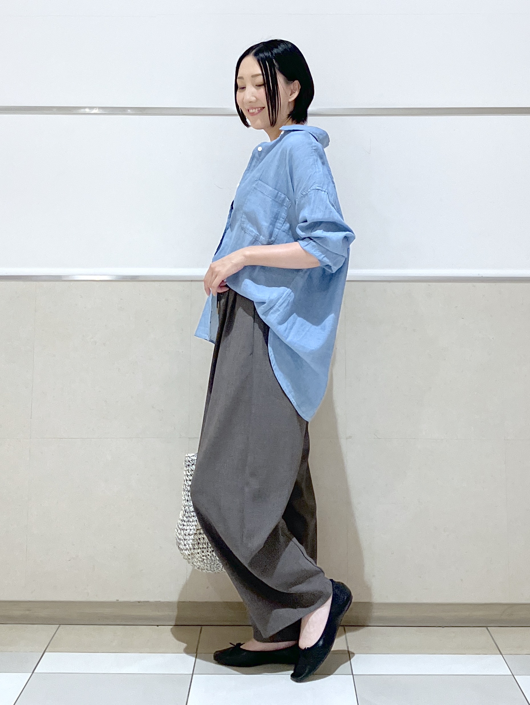 eriko さんの「Dessin｜【セットアップ可/洗える】2オンスシアーデニムシャツ」を使ったコーディネート