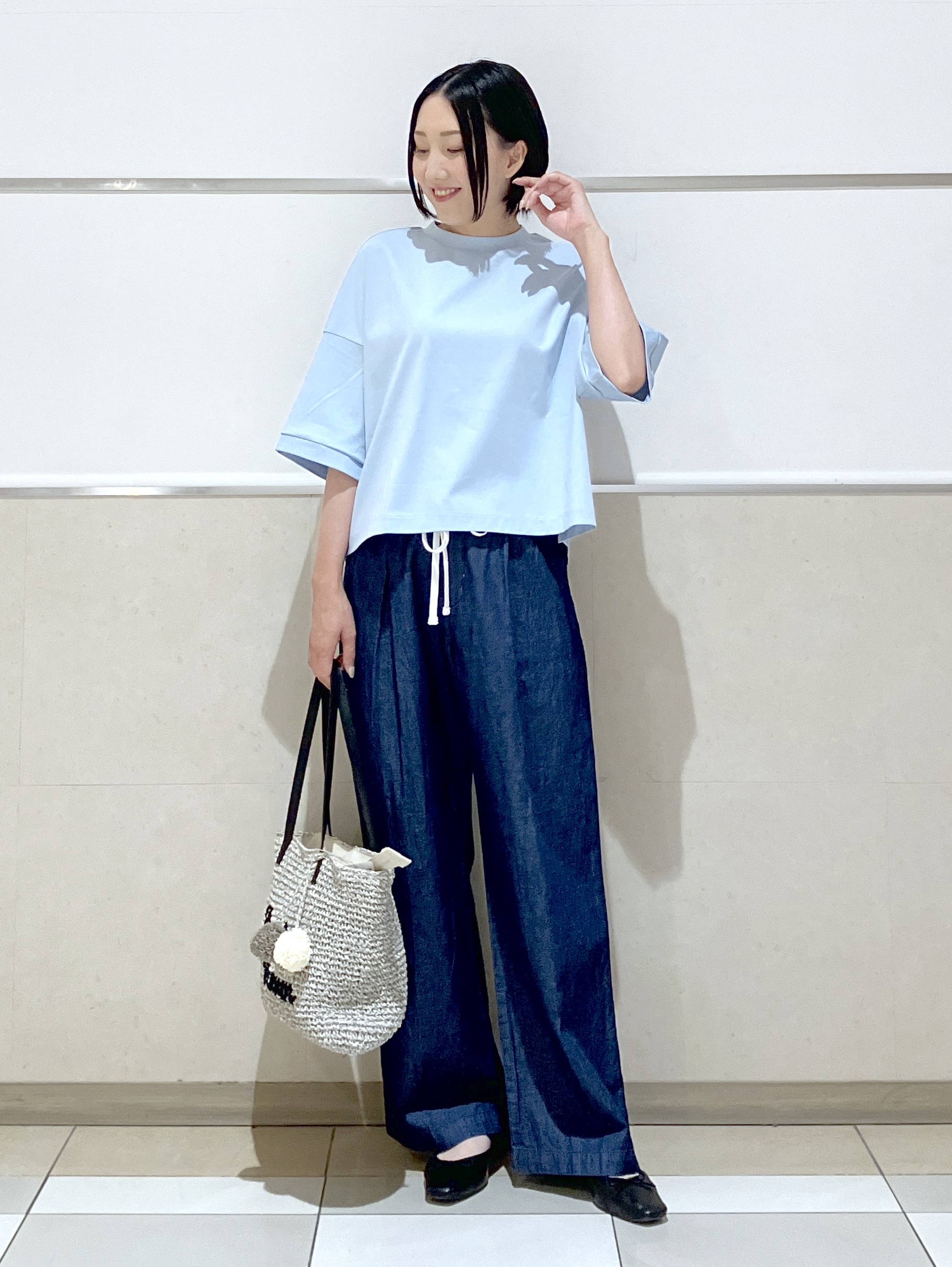 eriko さんの「Dessin｜【体型カバー】美光沢カットソーボクシーシルエット」を使ったコーディネート