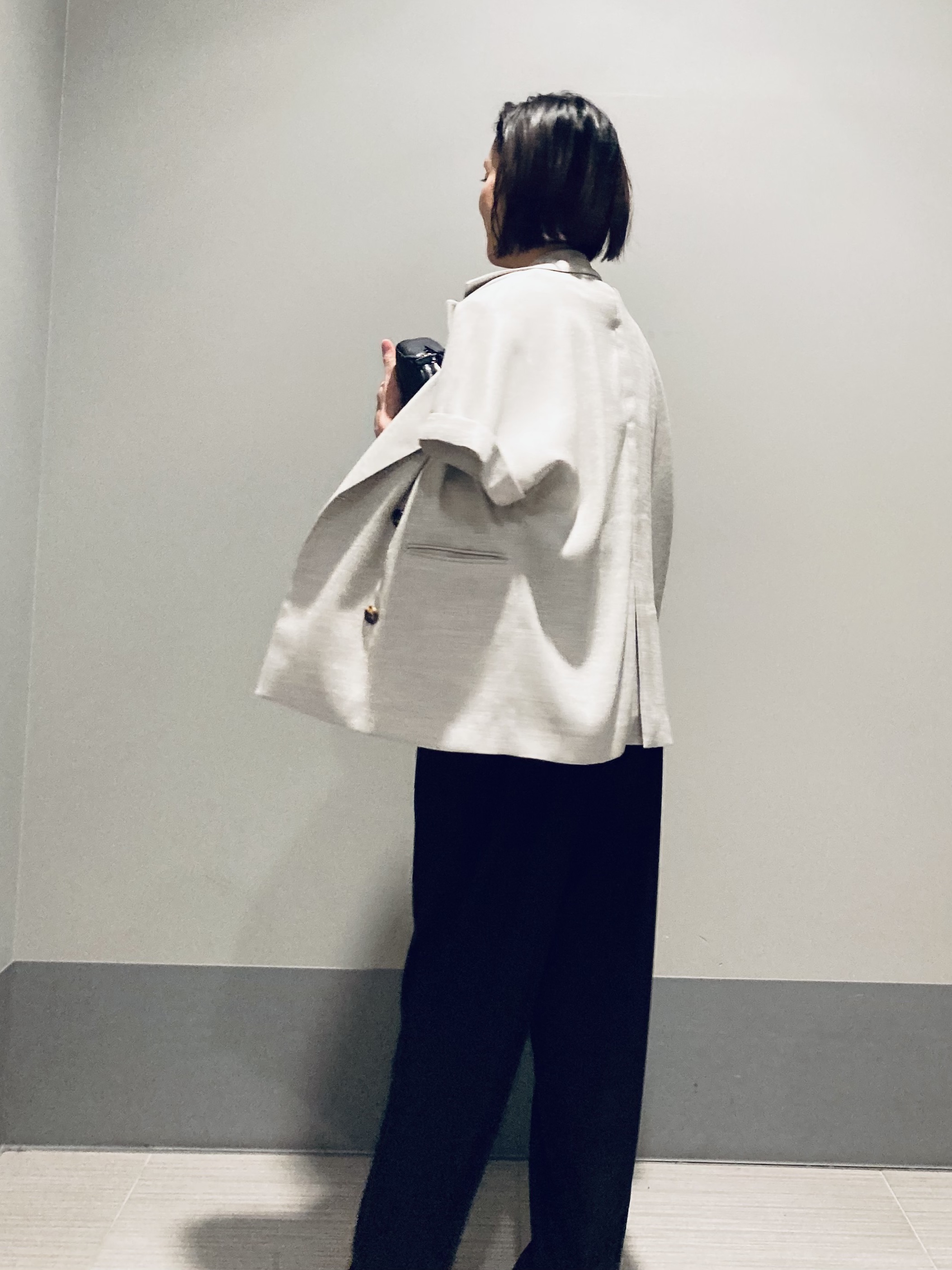 Furuさんの「DRESSTERIOR｜【セットアップ可/UVカット/接触冷感/吸水速乾】ウォッシャブル リネンライクドルマンジャケット」を使ったコーディネート
