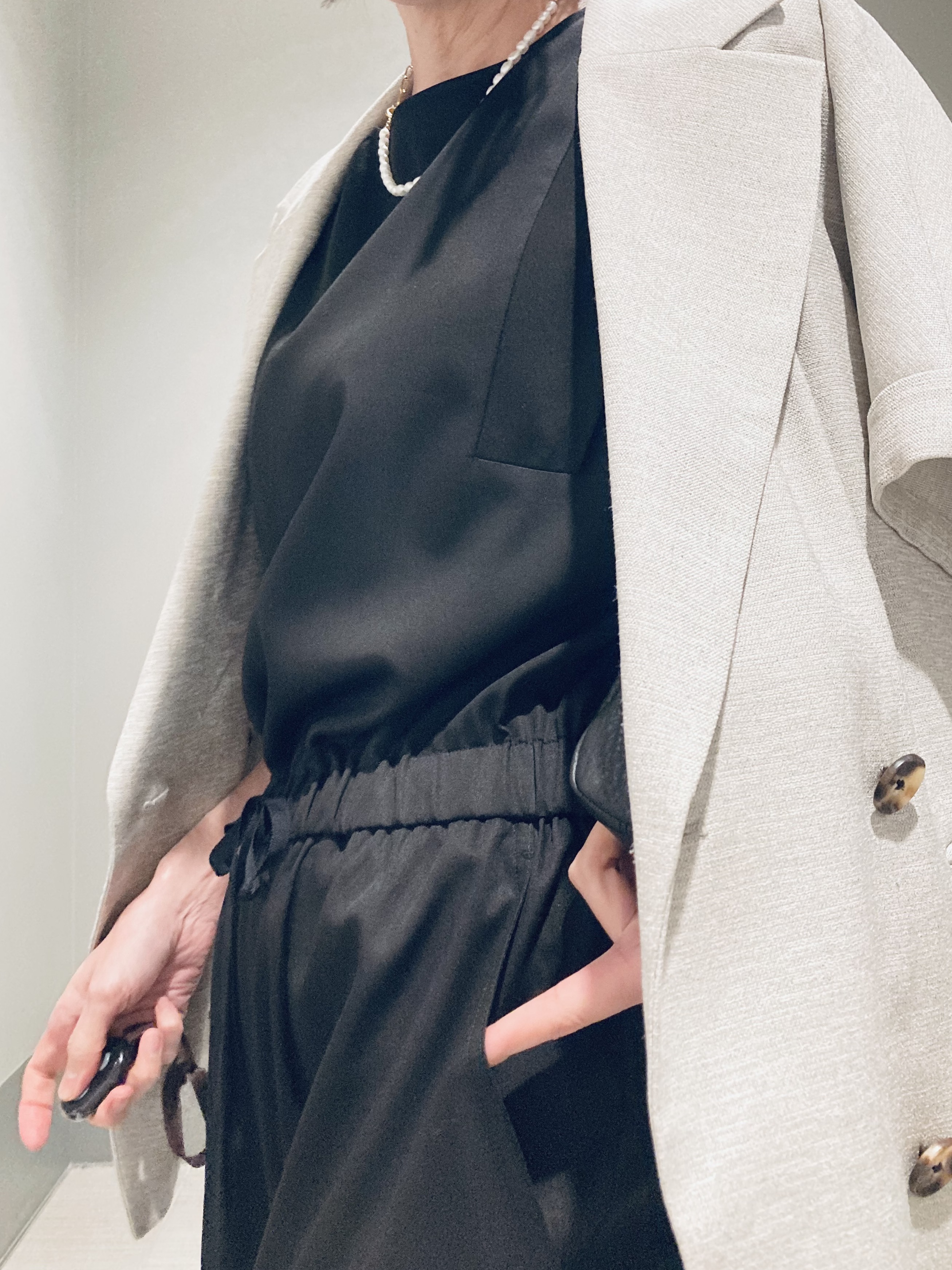 Furuさんの「DRESSTERIOR｜【セットアップ可/UVカット/接触冷感/吸水速乾】ウォッシャブル リネンライクドルマンジャケット」を使ったコーディネート