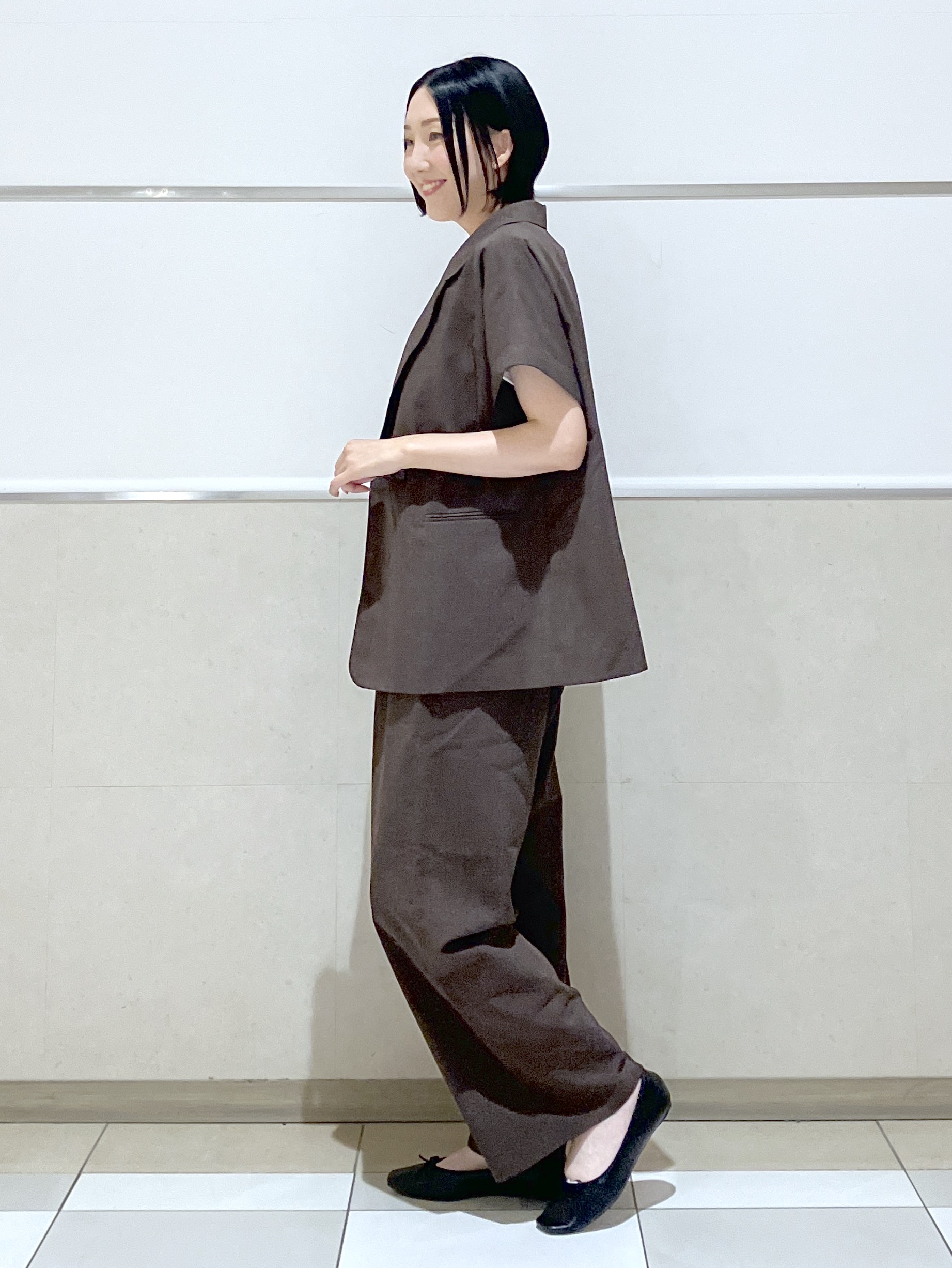 eriko さんの「Dessin｜【洗える】美光沢カットソーロゴTシャツ」を使ったコーディネート