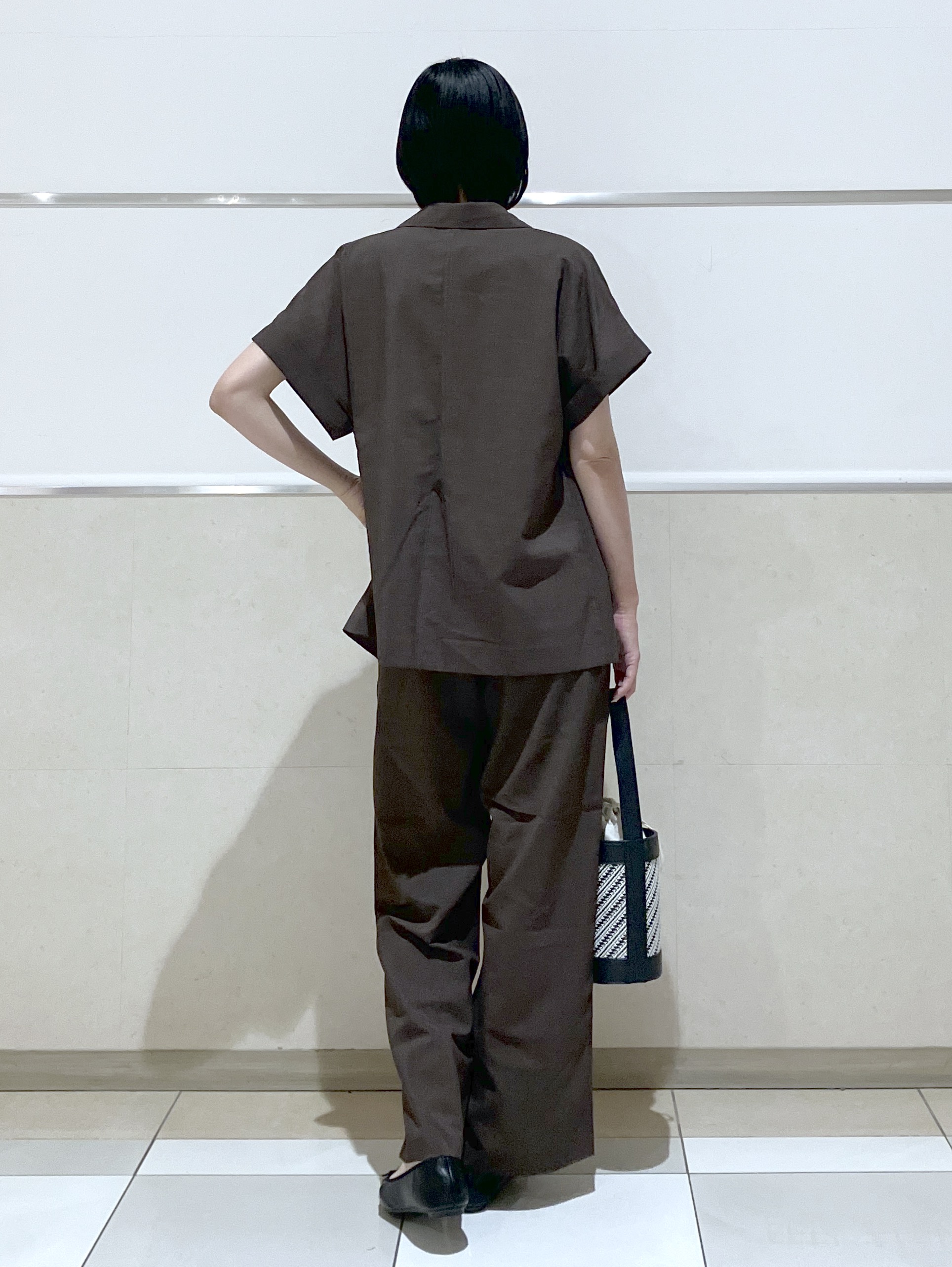 eriko さんの「Dessin｜【洗える】美光沢カットソーロゴTシャツ」を使ったコーディネート