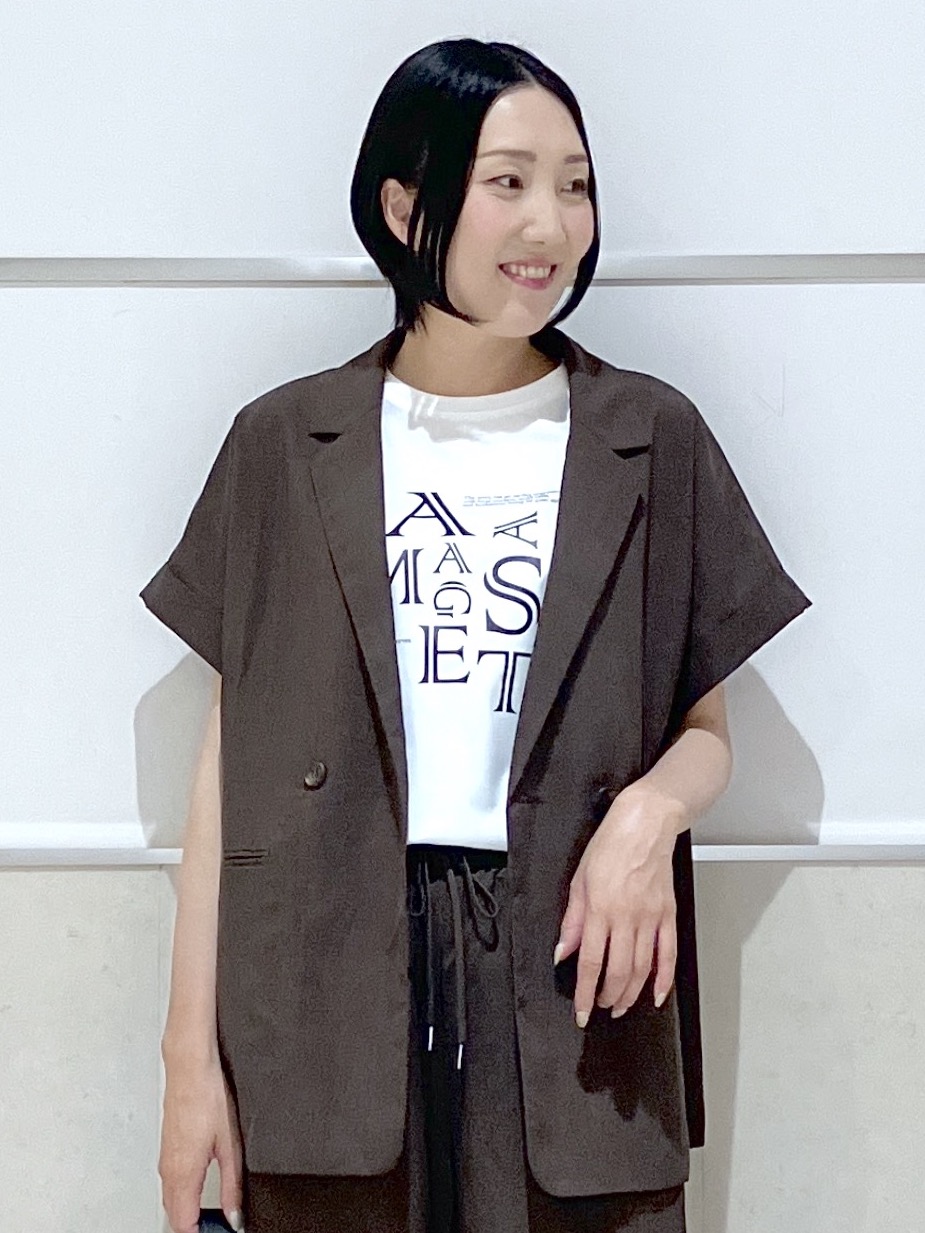 eriko さんの「Dessin｜【洗える】美光沢カットソーロゴTシャツ」を使ったコーディネート