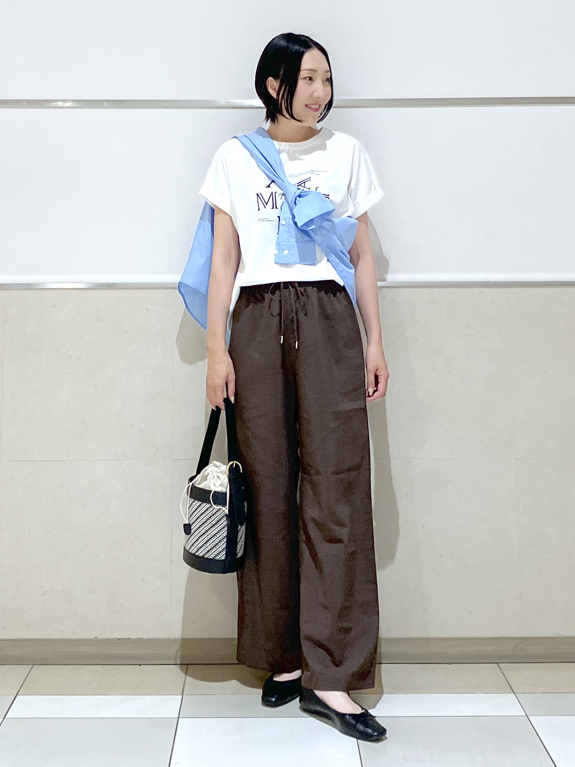 eriko さんの「Dessin｜【洗える】美光沢カットソーロゴTシャツ」を使ったコーディネート
