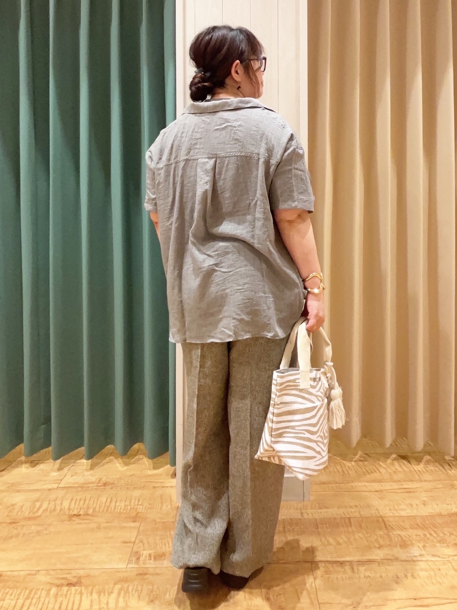 タガさんの「SHOO･LA･RUE｜【S-LL】ナチュラルに決まる 半袖シアーシャツジャケット」を使ったコーディネート