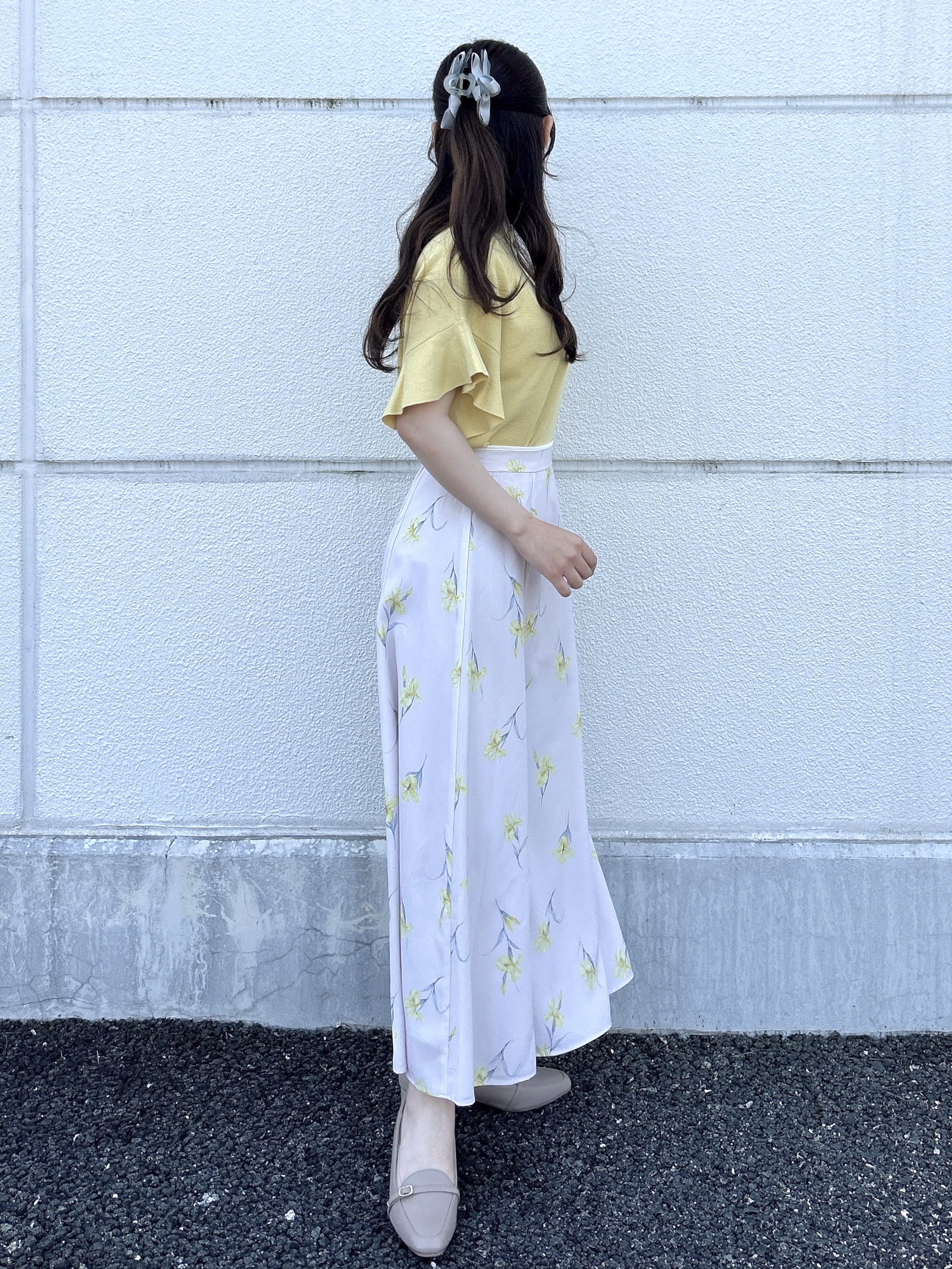 えぬさんの「OPAQUE.CLIP｜【UV／遮熱性】フリルスリーブニット《7col／洗濯機OK》」を使ったコーディネート