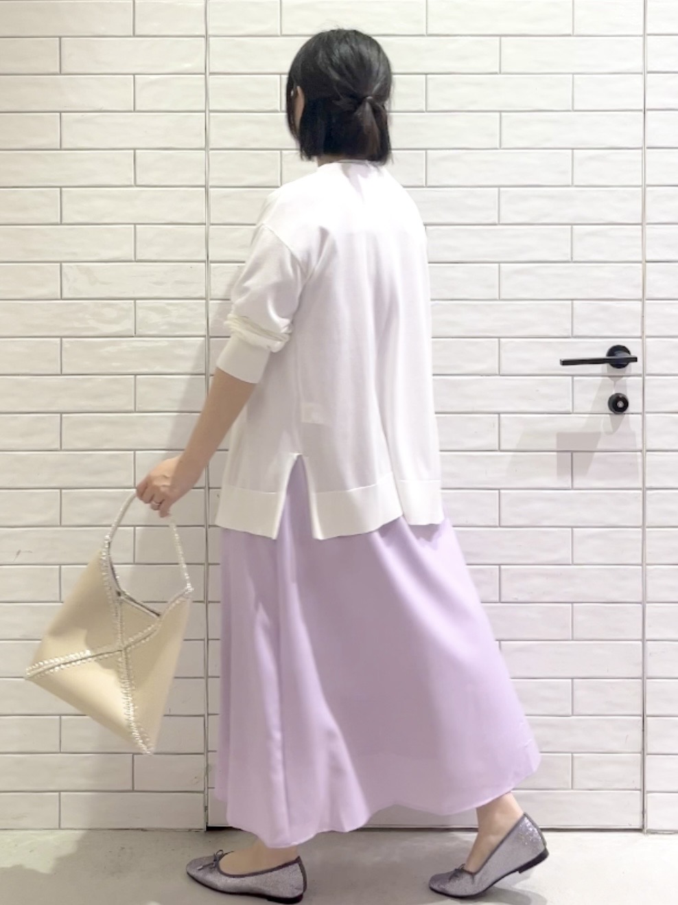 しおりさんの「OPAQUE.CLIP｜【接触冷感】ニットカーディガン《洗濯機OK／抗ピリング》」を使ったコーディネート