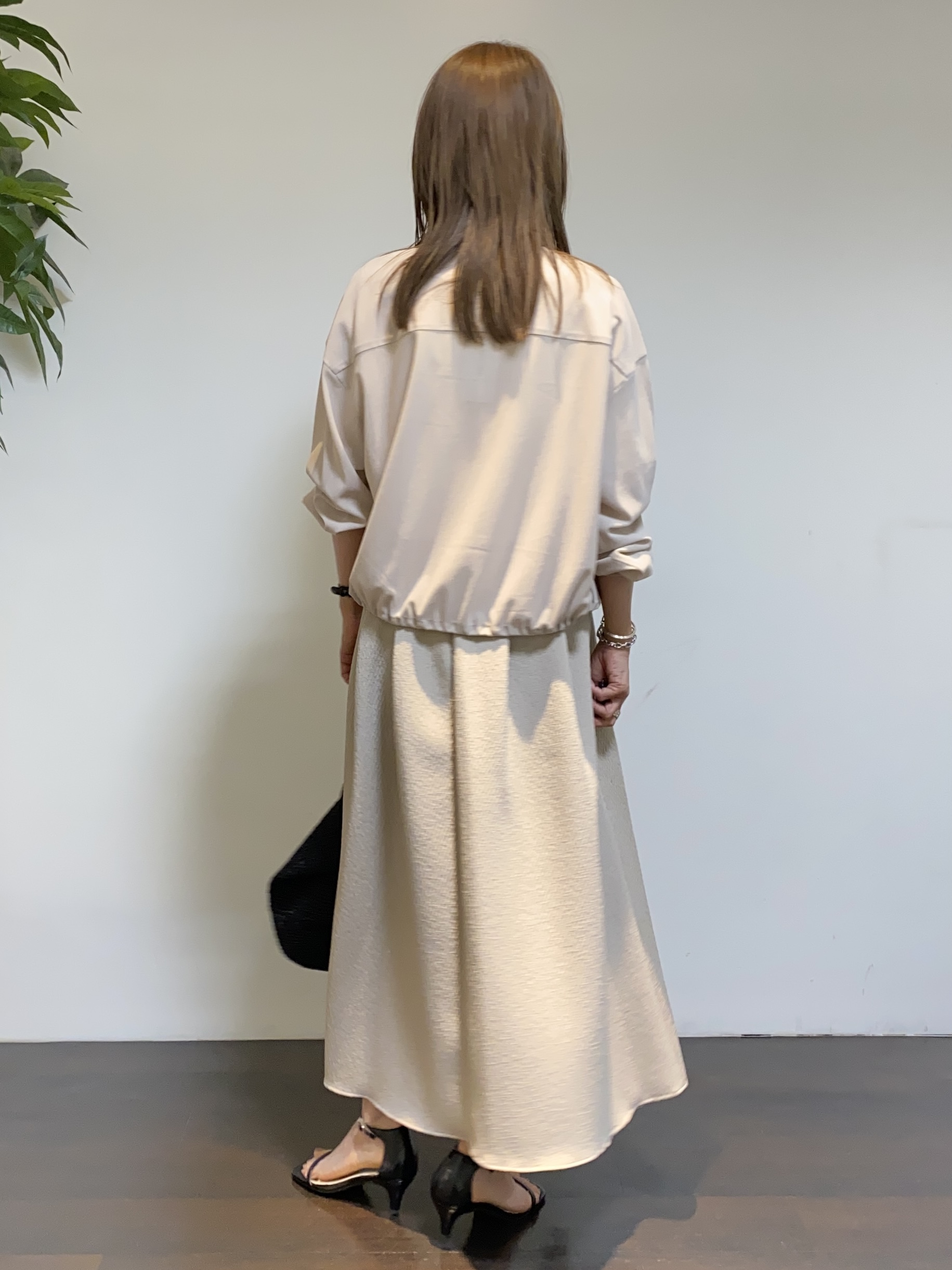 tomoさんの「UNTITLED｜◆【洗える】シアーブルゾン」を使ったコーディネート