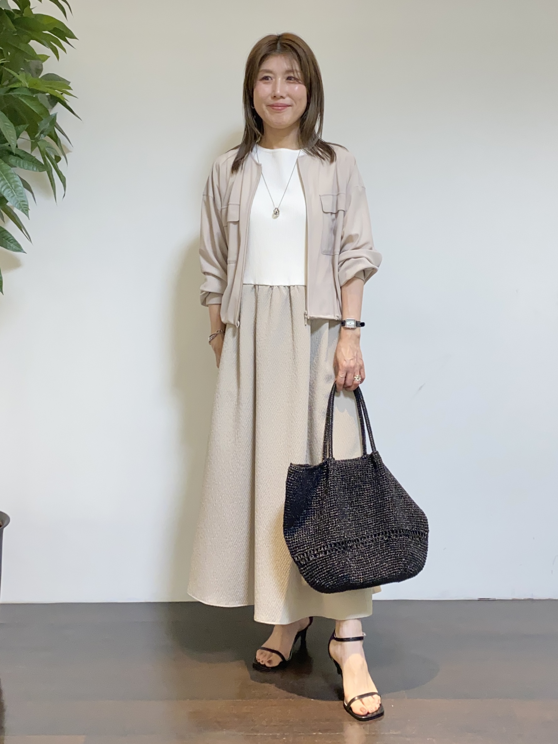 tomoさんの「UNTITLED｜◆【洗える】シアーブルゾン」を使ったコーディネート