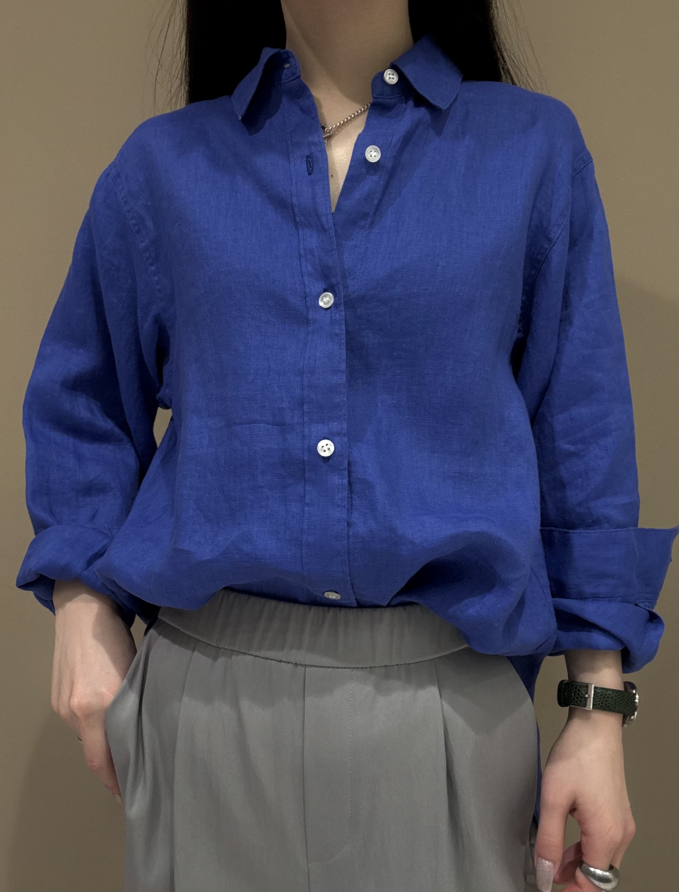 KEIKOさんの「INDIVI｜【接触冷感／2WAY】カシュクールリネンシャツ」を使ったコーディネート