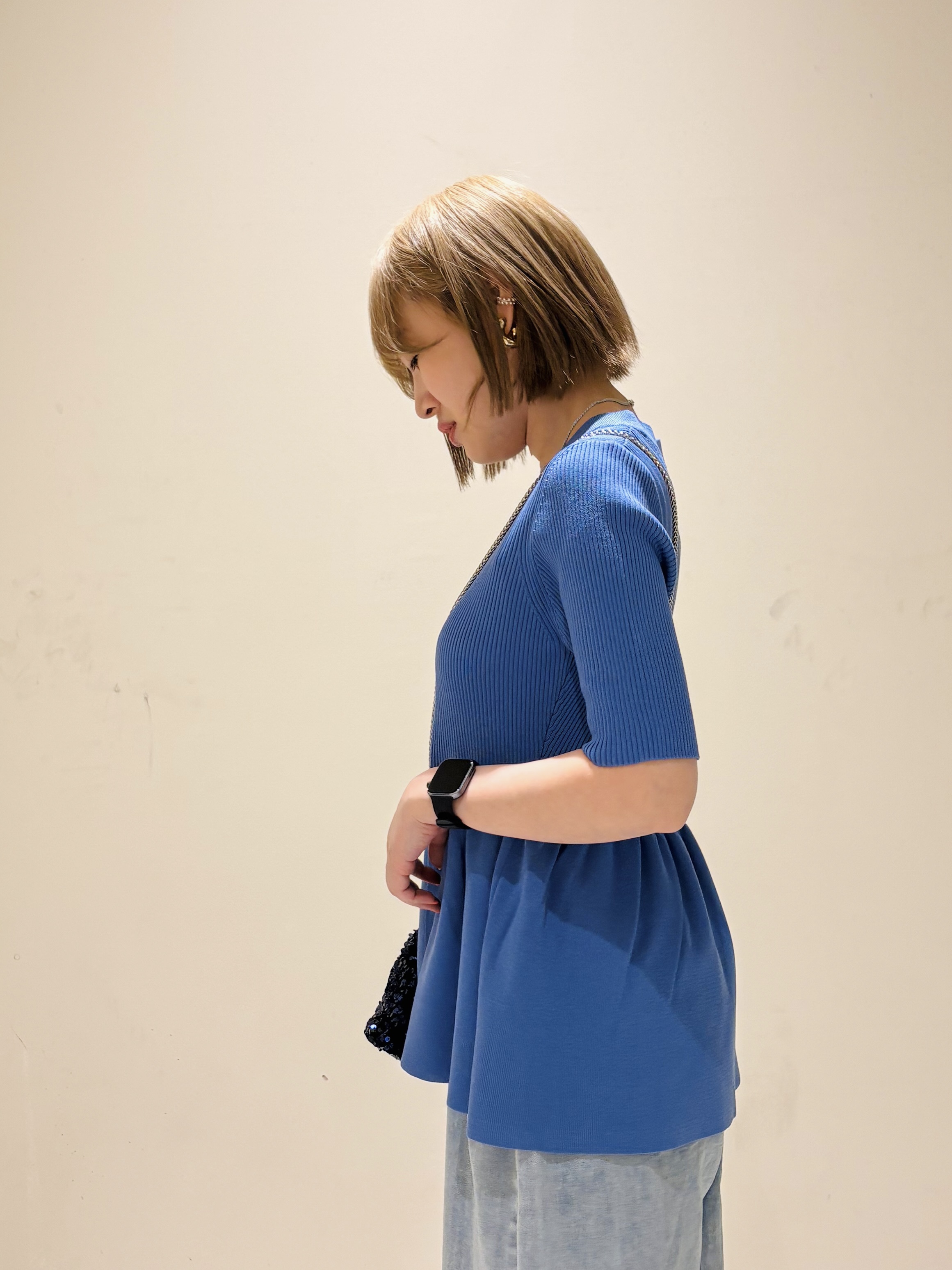 みきちぃさんの「OPAQUE.CLIP｜ペプラムVネックニットカーディガン【洗濯機OK／抗ピル】」を使ったコーディネート