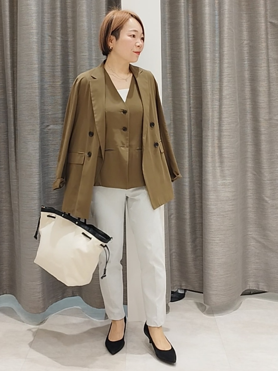 s u g iさんの「UNTITLED｜◆【セットアップ可/接触冷感/通気性】ドライシアーダブルジャケット」を使ったコーディネート