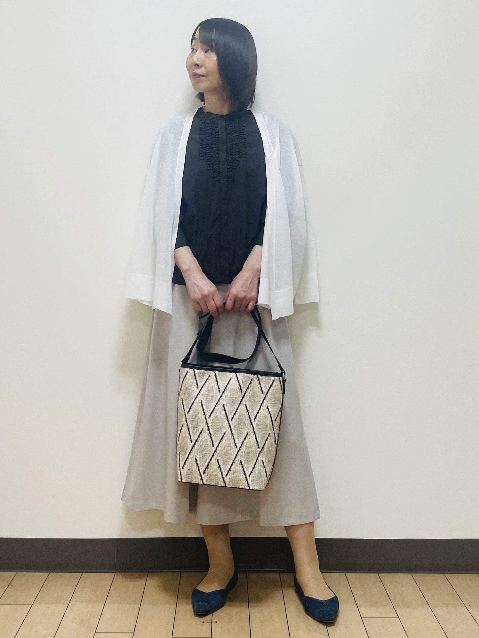 Riiさんの「Reflect｜【接触冷感】八分袖フロントフリルブラウス」を使ったコーディネート