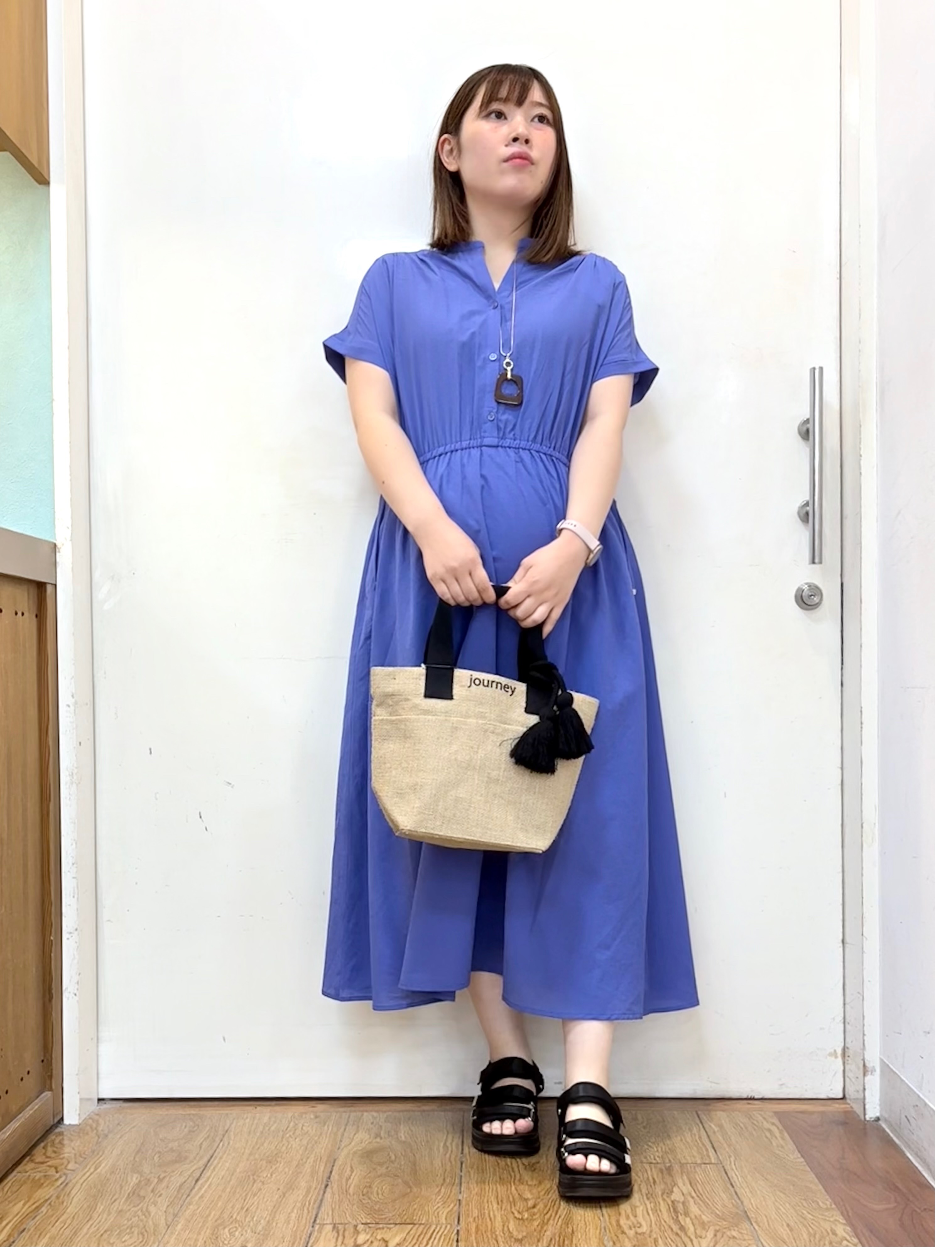 だいわさんの「SHOO･LA･RUE｜【S-LL/UV/吸水速乾/洗濯機可】通気性〇 ギャザーリボンワンピース」を使ったコーディネート