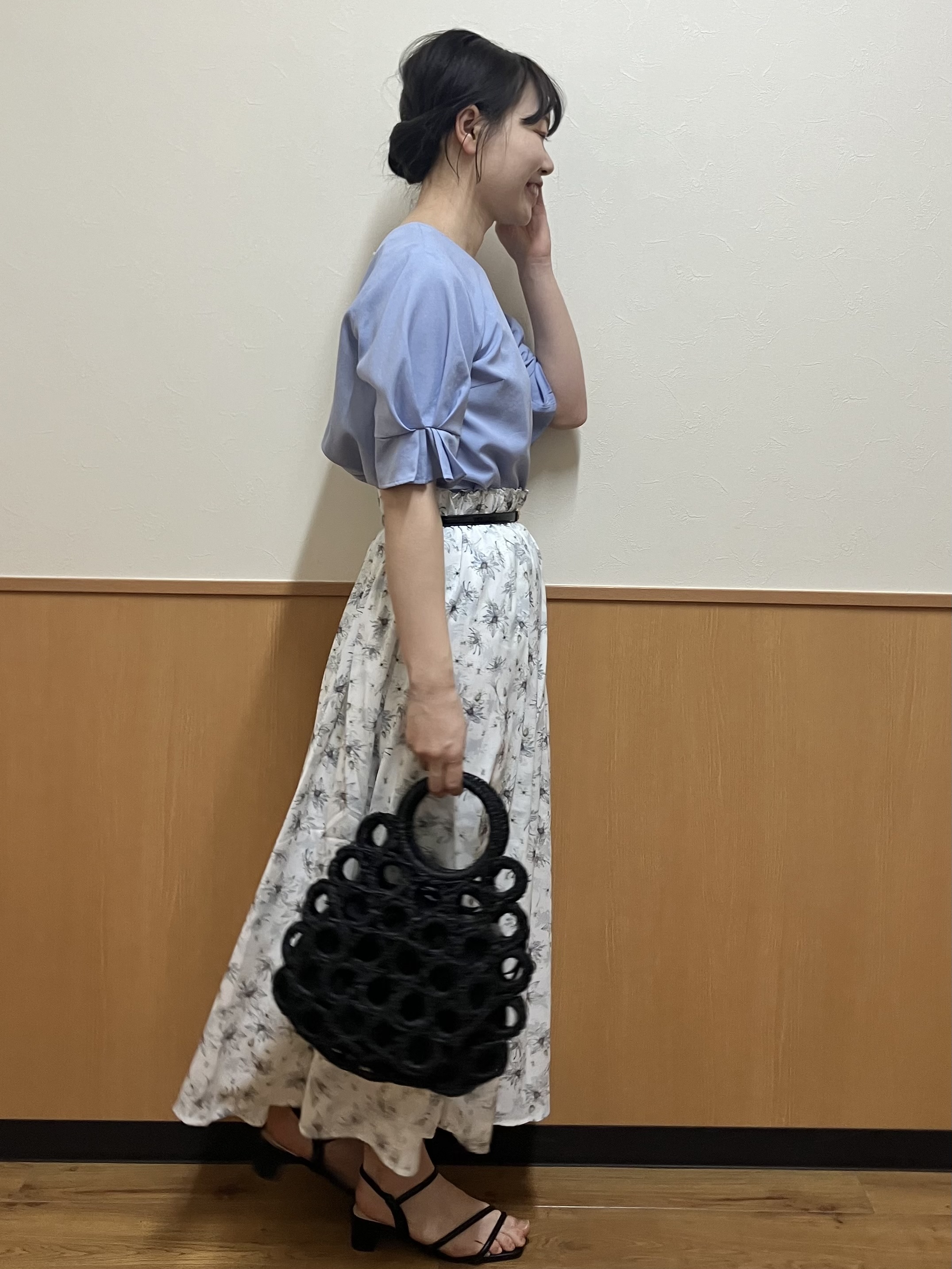 MAYUKIさんの「index｜【接触冷感／吸水速乾】タックパフスリーブブラウス《防シワ／洗濯機OK／XS～3L／8col》」を使ったコーディネート