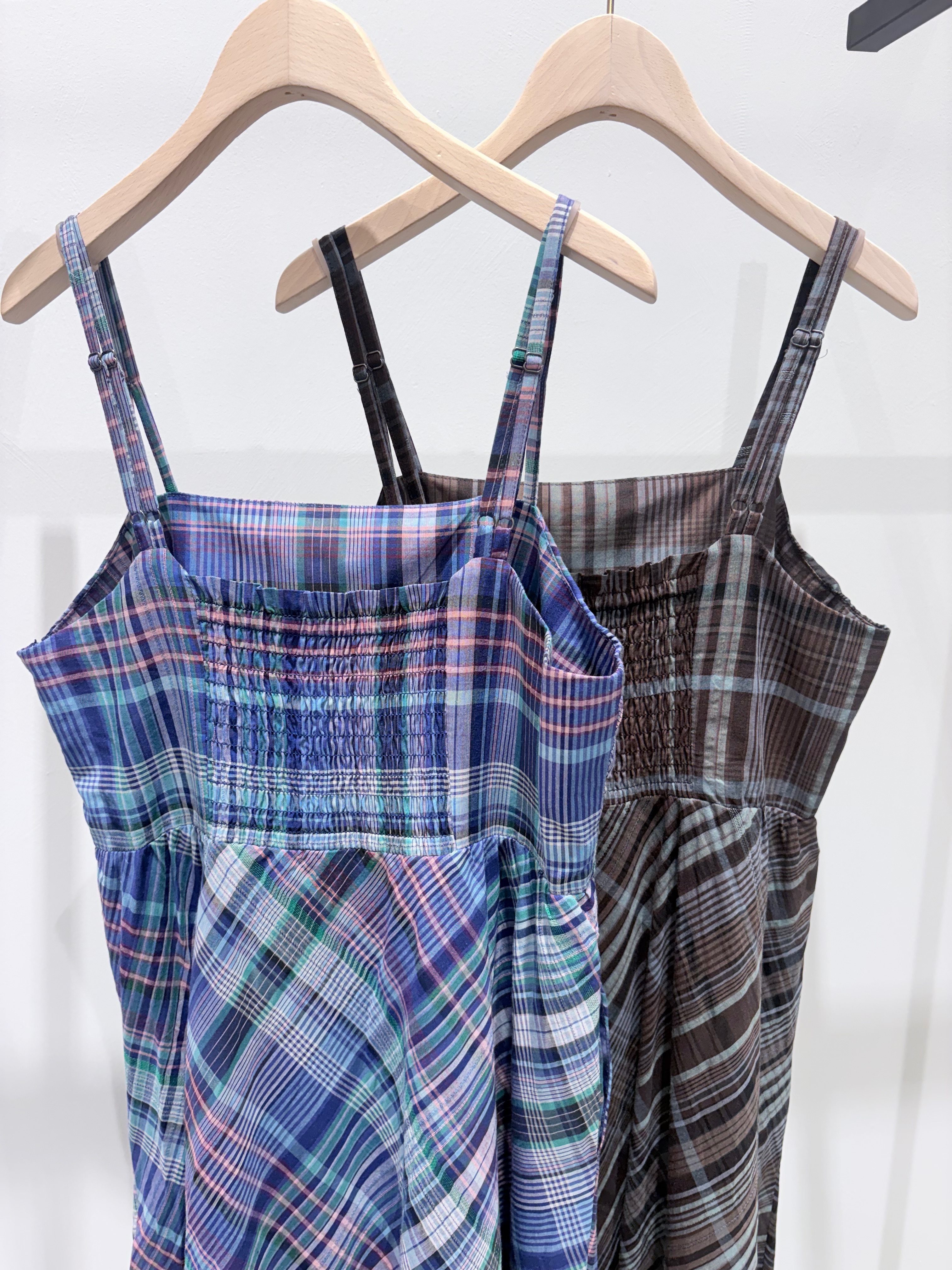 ARISAさんの「grove｜【二の腕カバー/すっきり見え・抗菌防臭/UVカット】きちんと素材のボートネックTシャツ」を使ったコーディネート