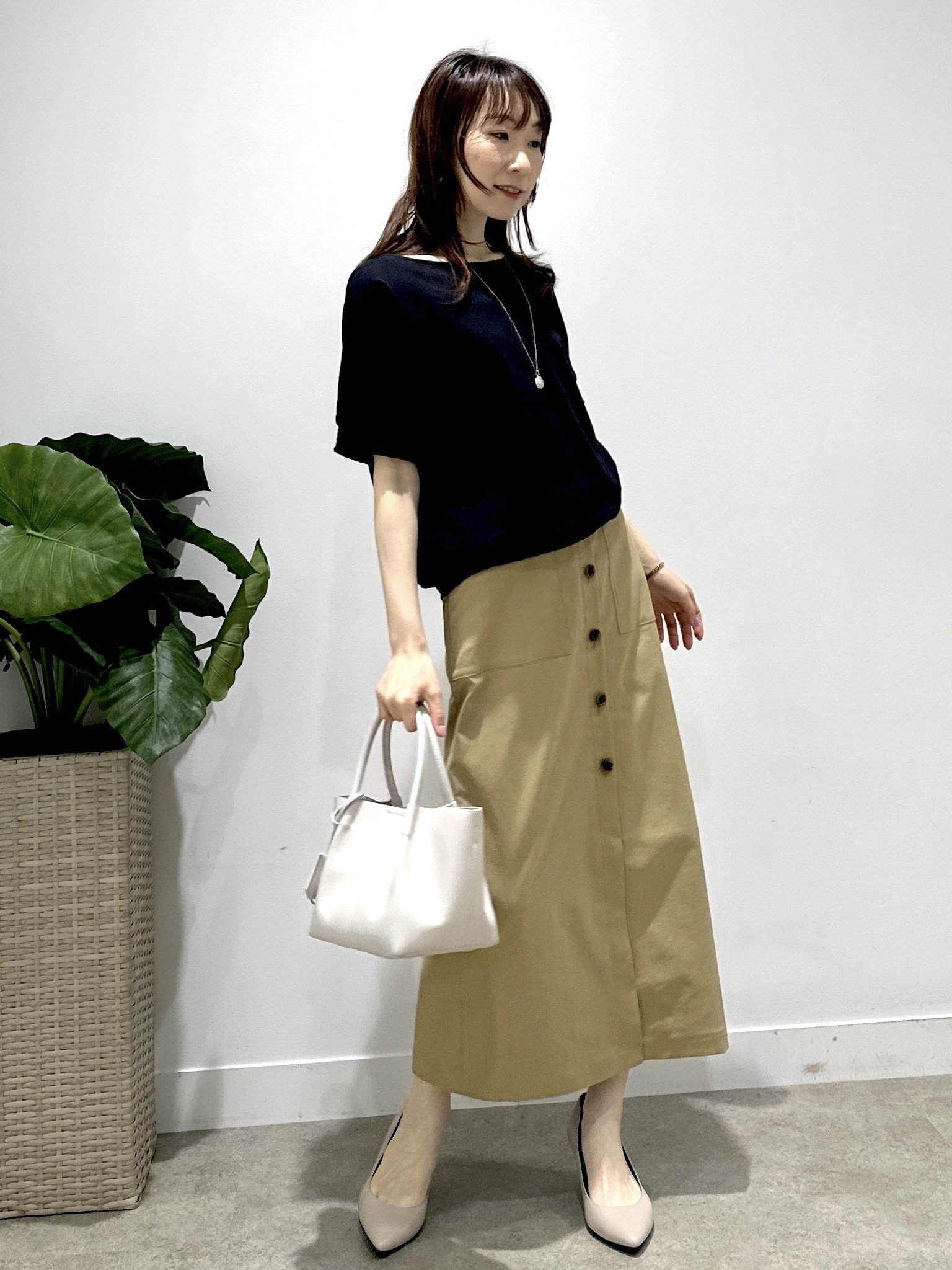 Miwaさんの「UNTITLED｜【接触冷感/汗染み防止/吸水速乾/UVカット】シャーリングプルオーバー」を使ったコーディネート
