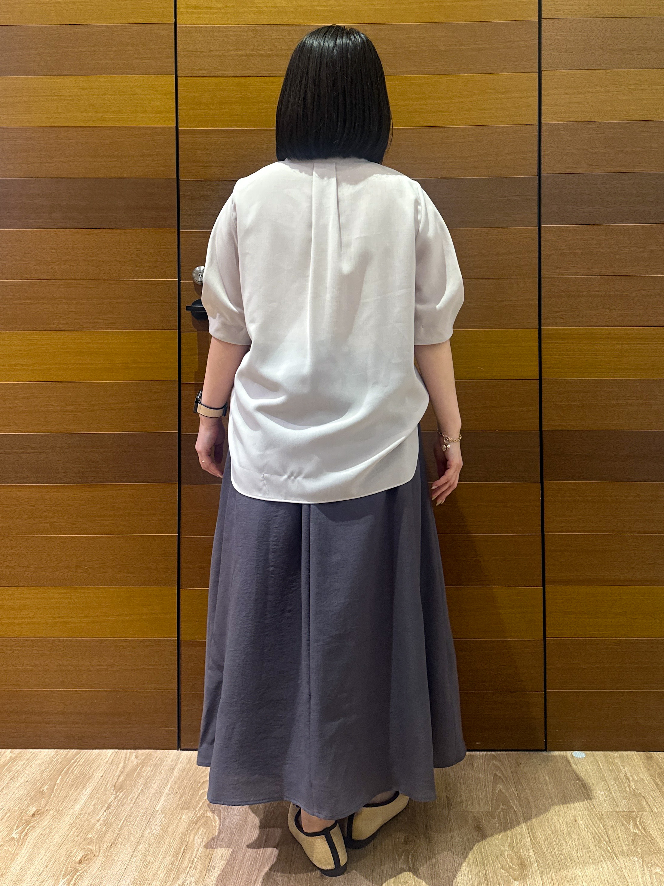 Minさんの「OPAQUE.CLIP｜【ストレッチ／防シワ／洗濯機OK】タックスリーブブラウス《SS～LL／6col／セットアップ可》」を使ったコーディネート