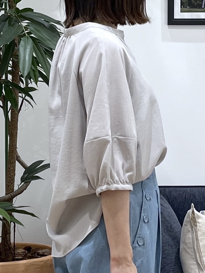 canaさんの「Dessin｜【洗える】スキッパーライトブラウス」を使ったコーディネート